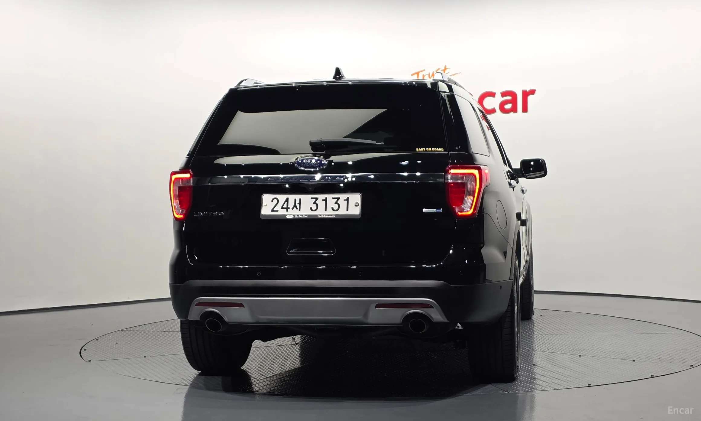 Ford Explorer превью 4