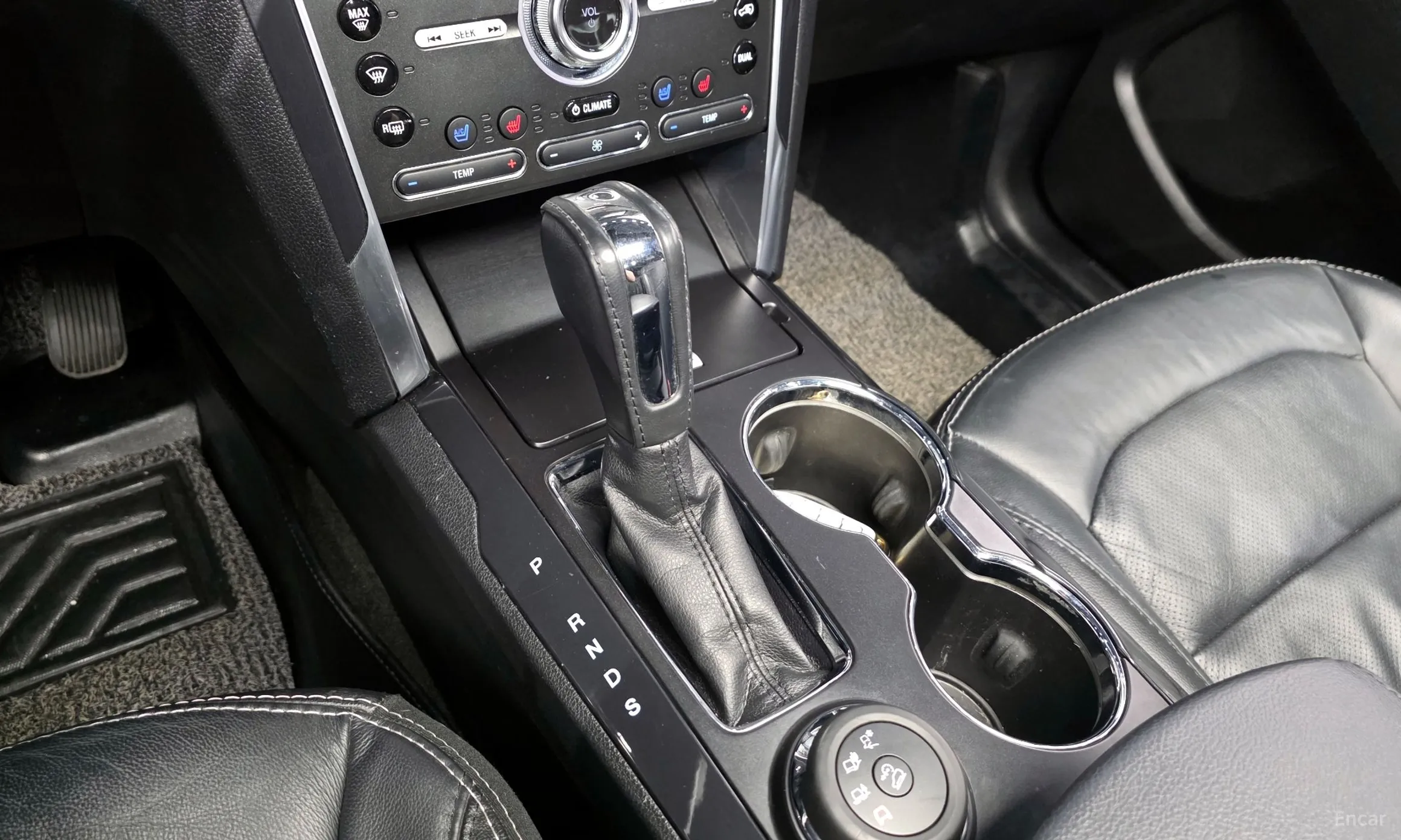Ford Explorer превью 9