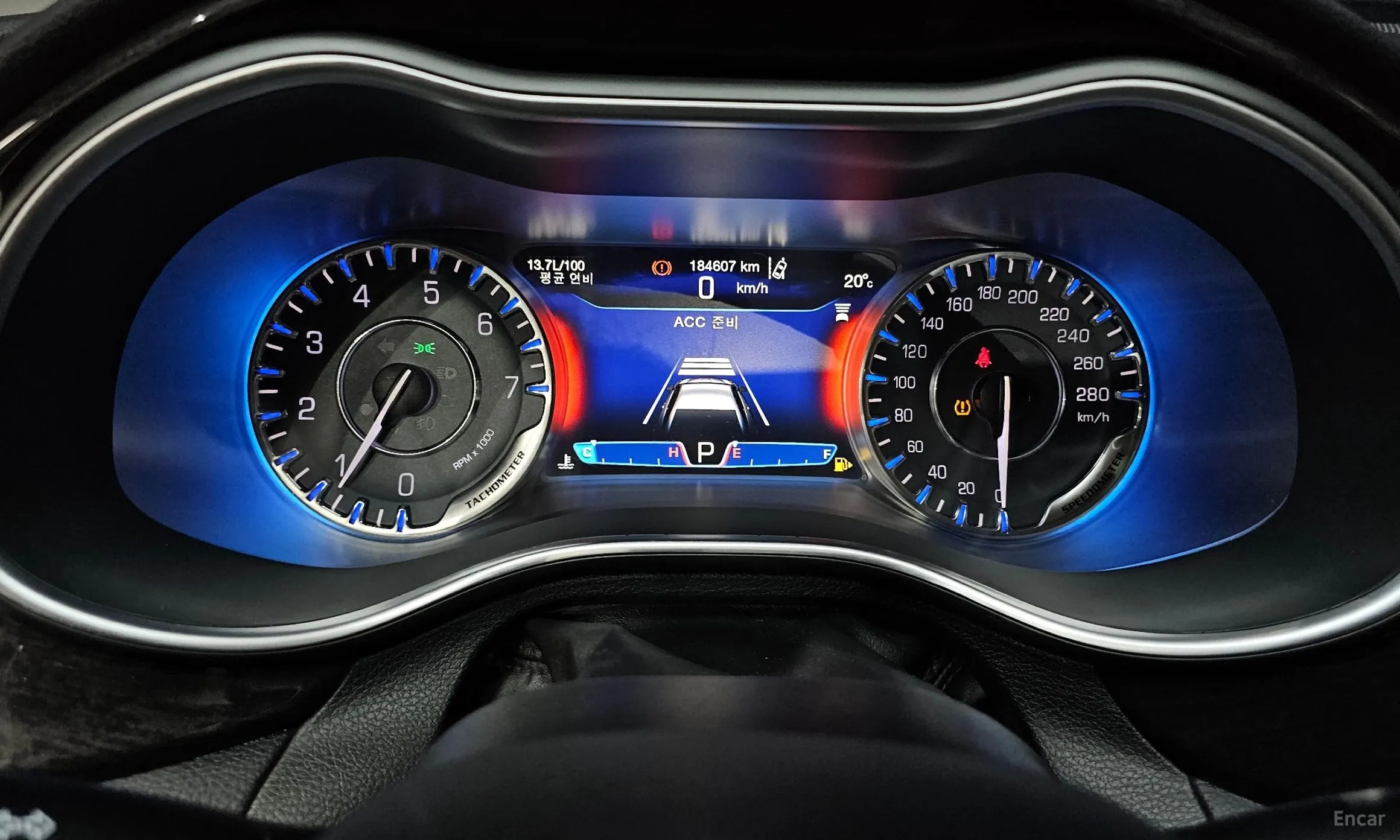 Chrysler 200 Second generation превью 8
