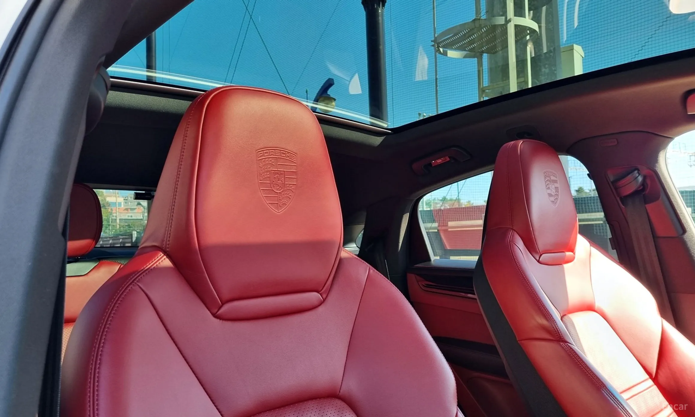 Porsche Cayenne (PO536) превью 13