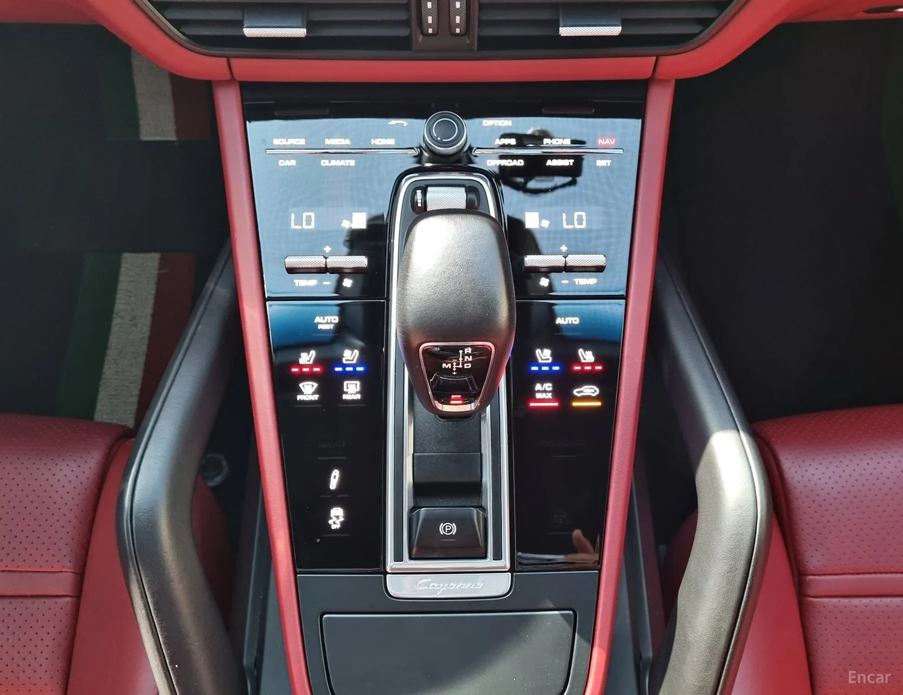 Porsche Cayenne (PO536) превью 16