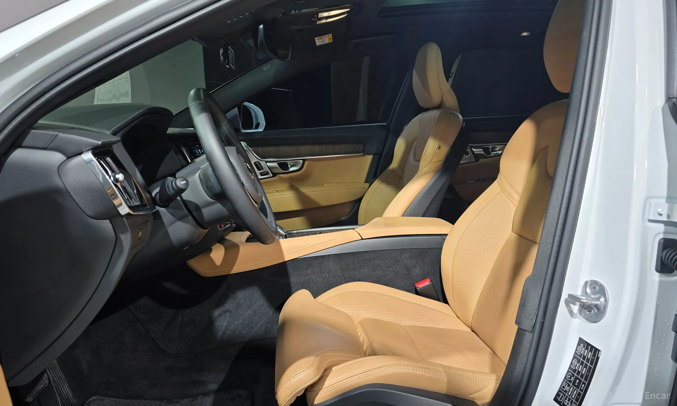 Volvo S90 превью 13