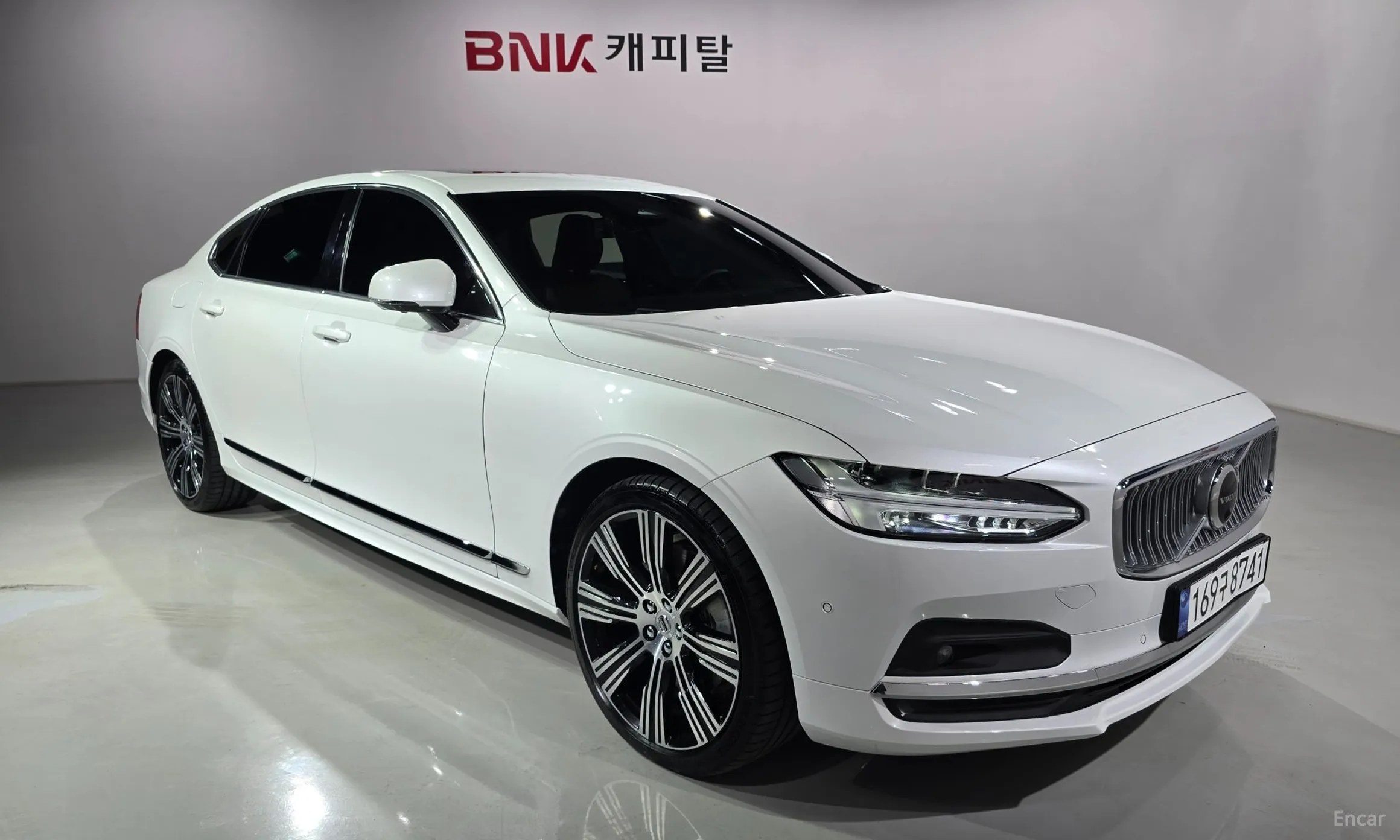 Volvo S90 превью 3