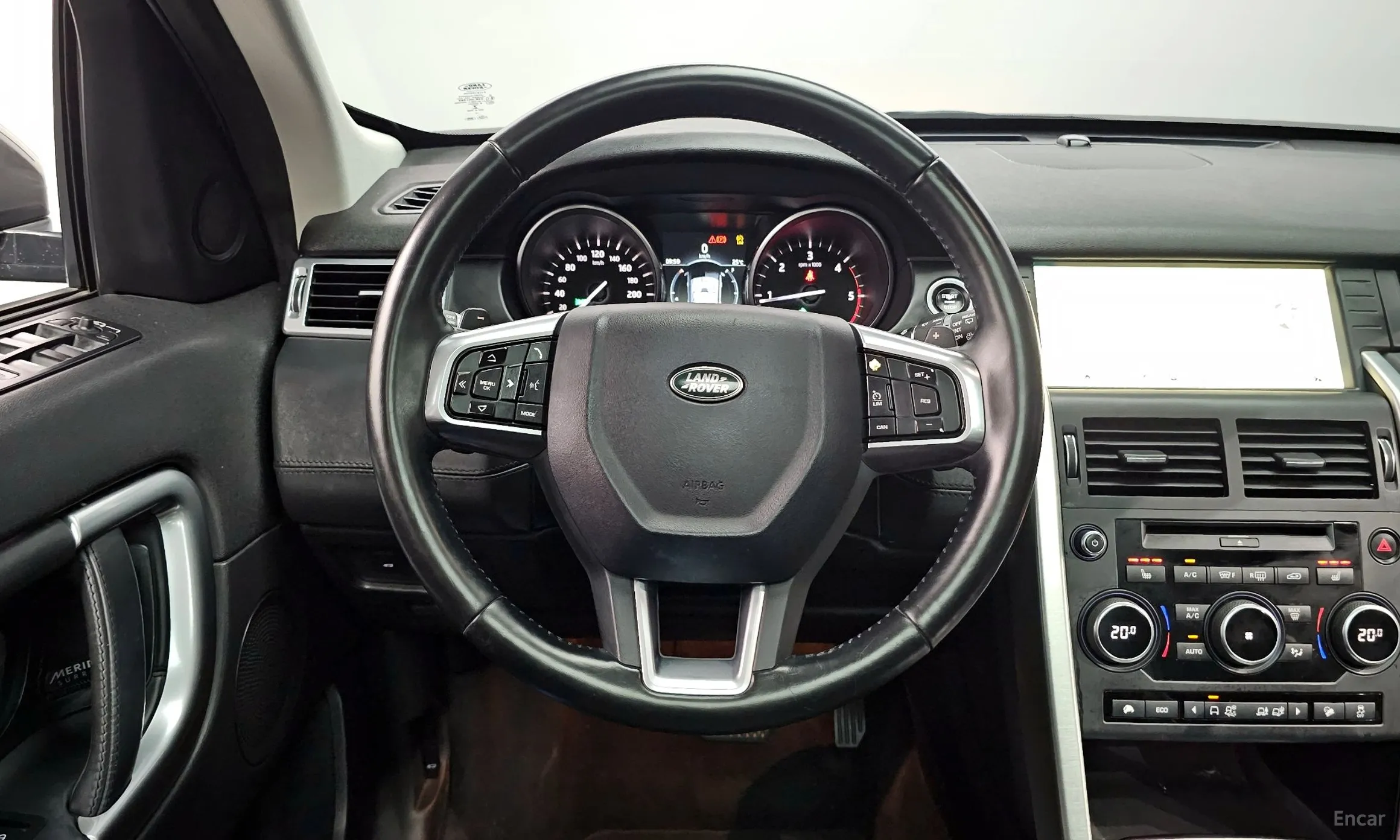 Land Rover Discovery Sports превью 13