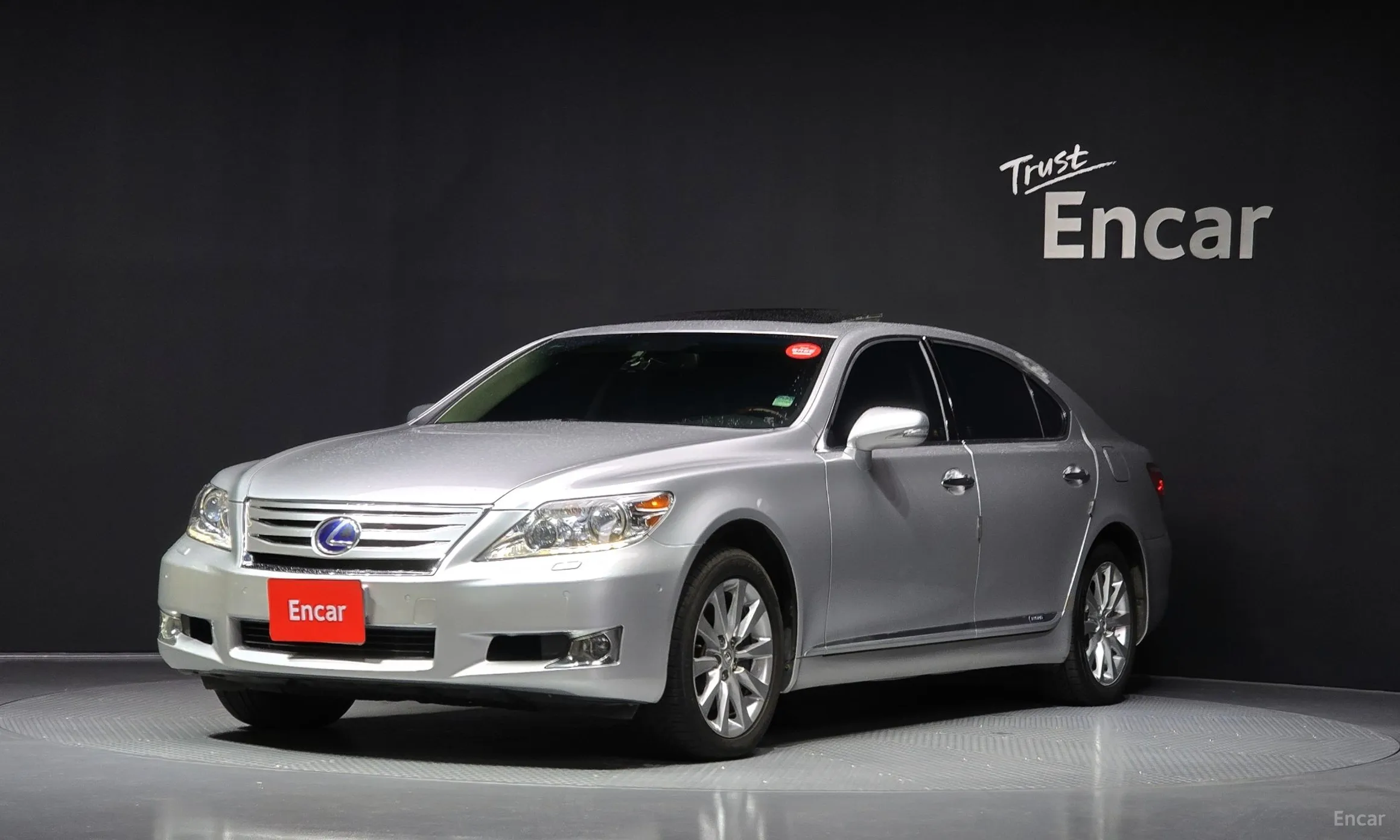 Lexus LS600hL