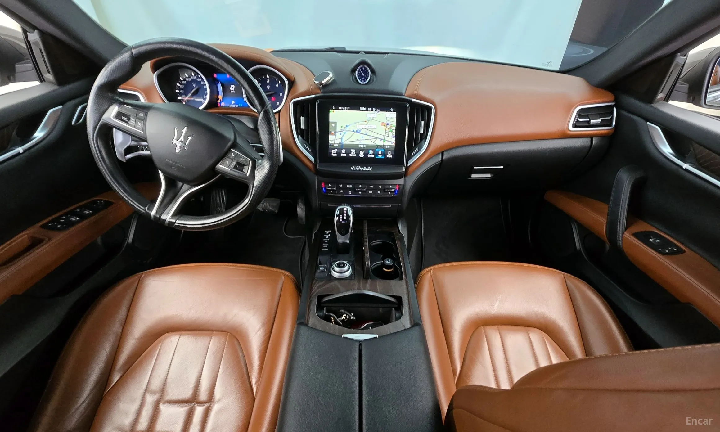Maserati Ghibli превью 7