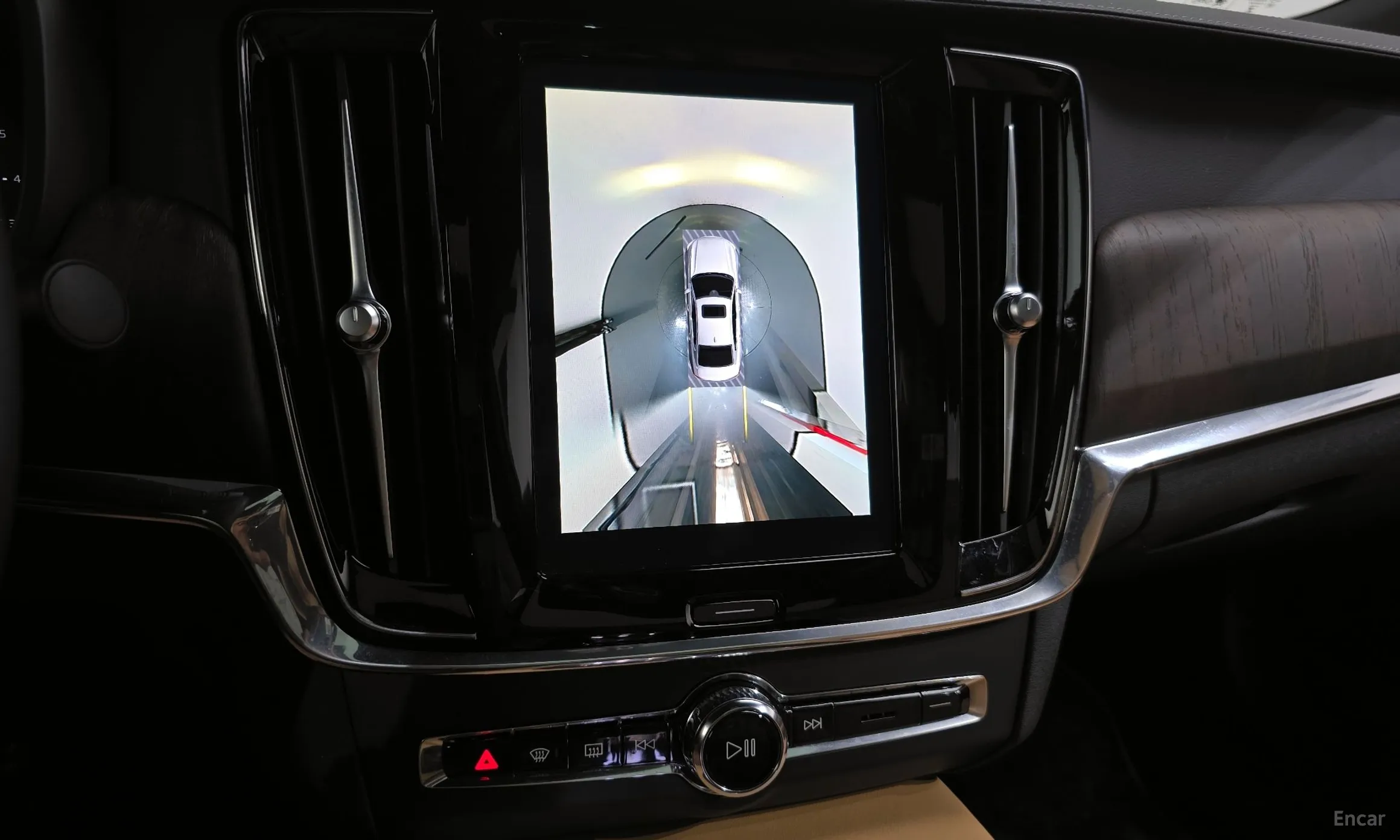 Volvo S90 превью 15