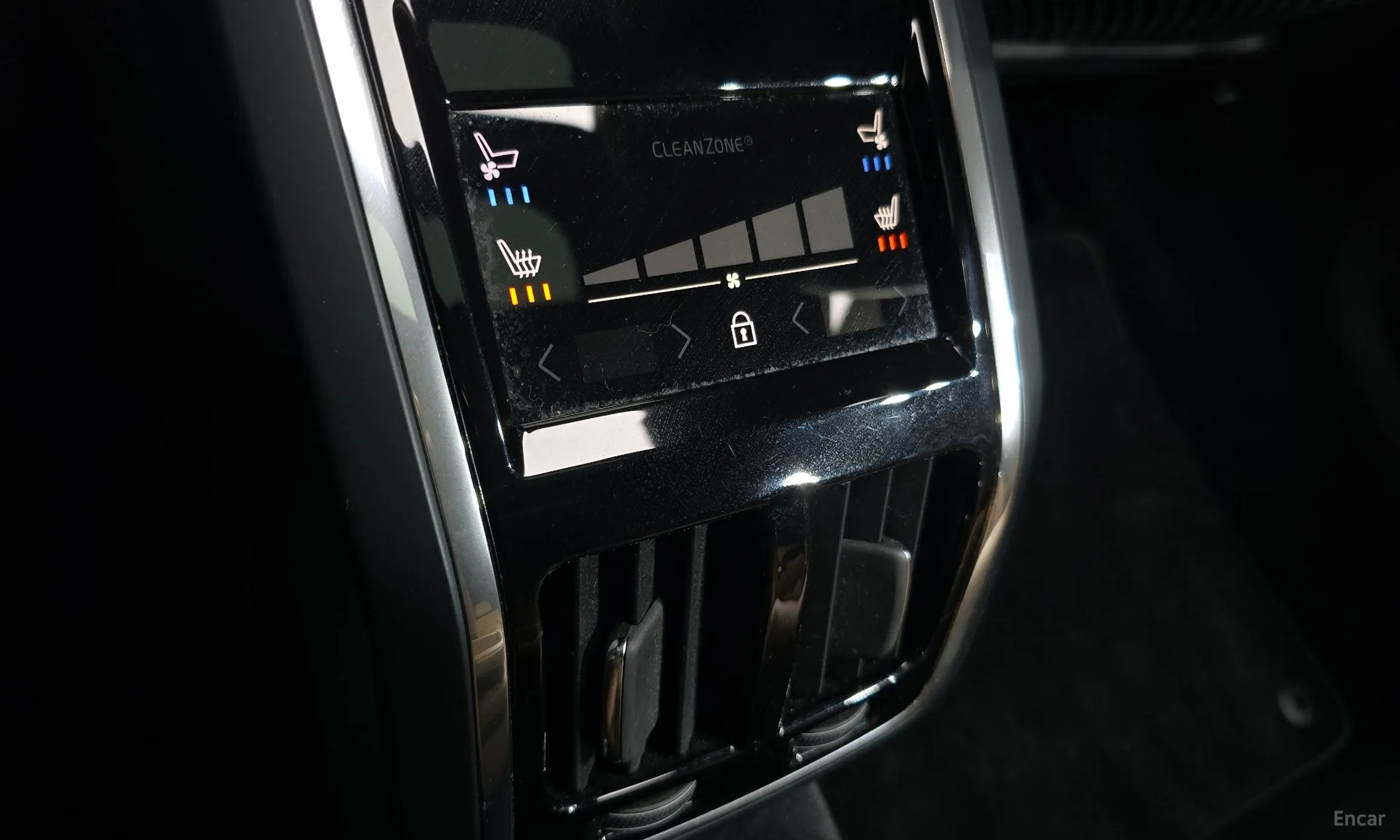 Volvo S90 превью 19