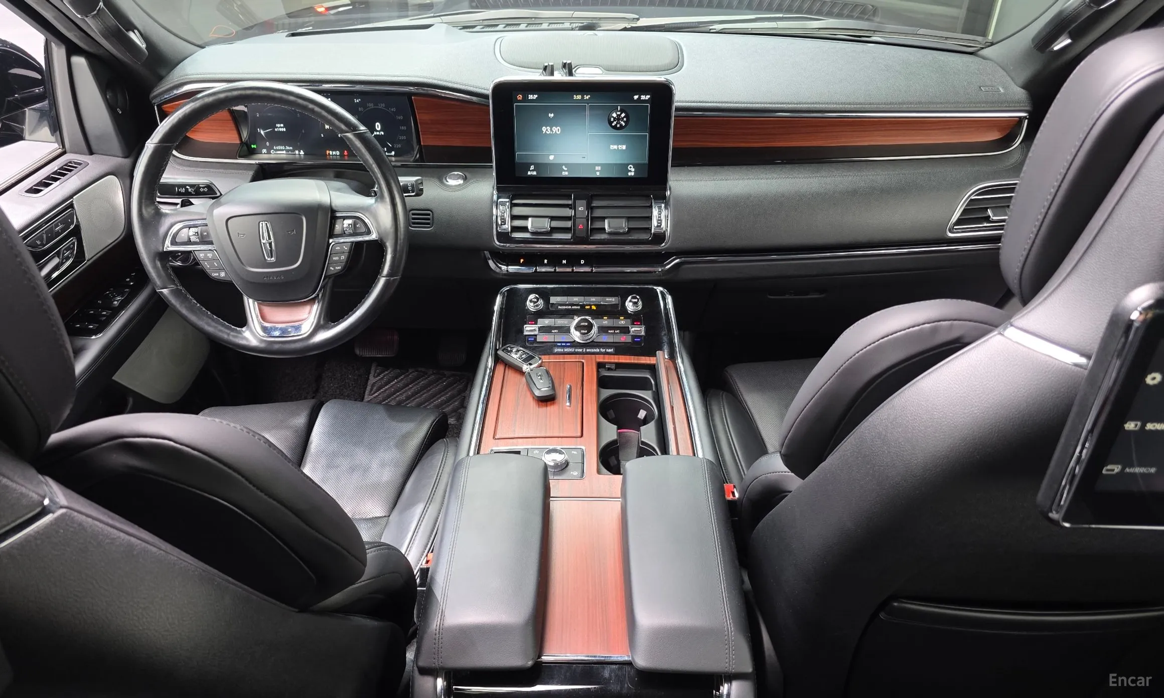 Lincoln Navigator 4th generation превью 7