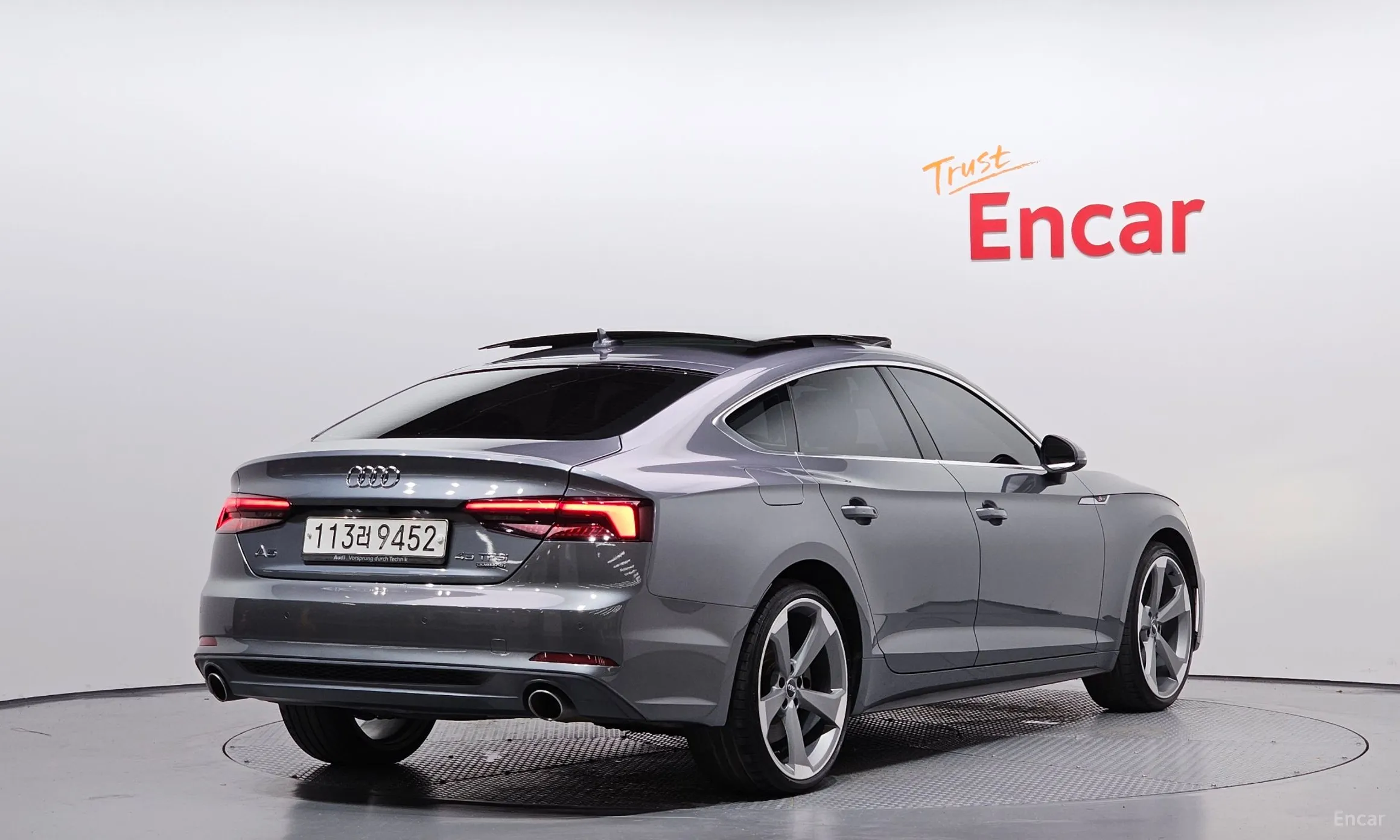 Audi A5 (F5)