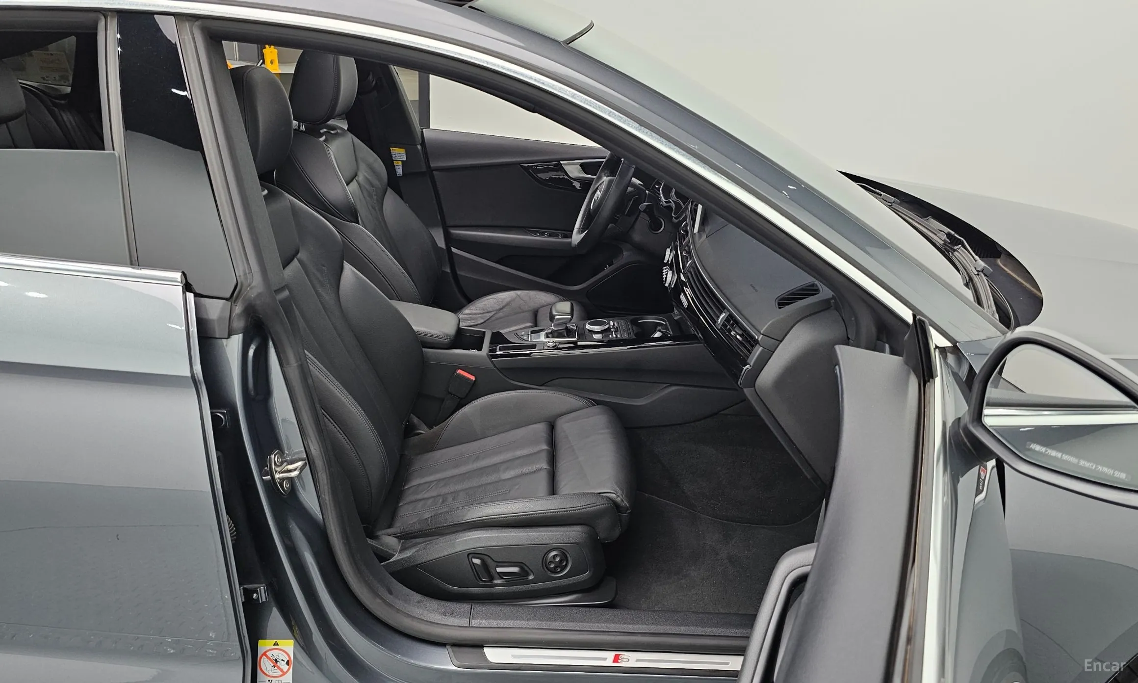 Audi A5 (F5) превью 16