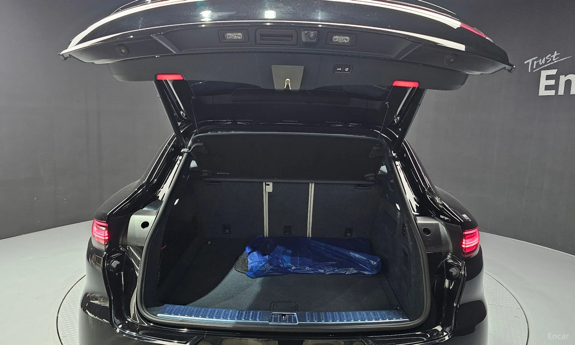 Porsche Cayenne (PO536) превью 19