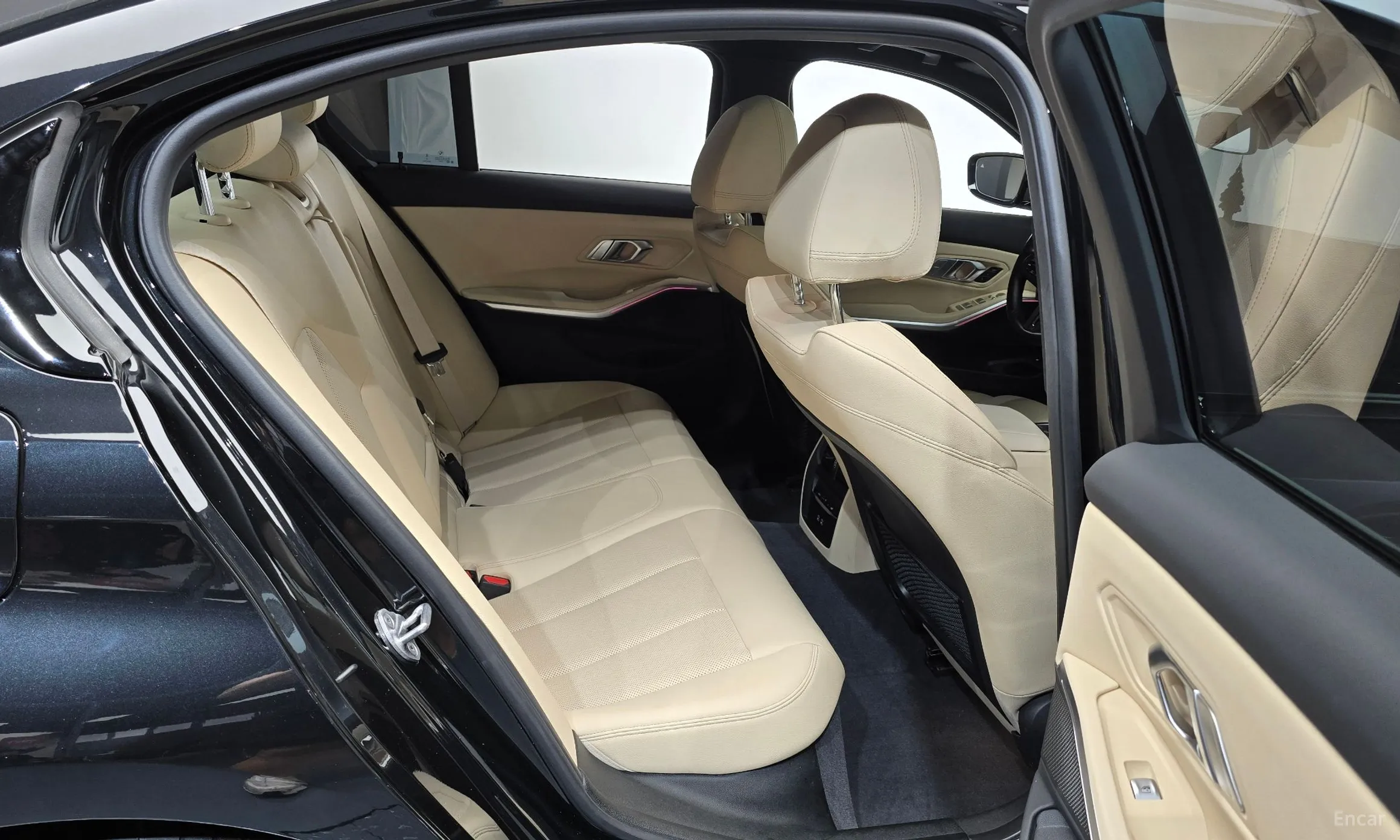 BMW 3 Series (G20) превью 12