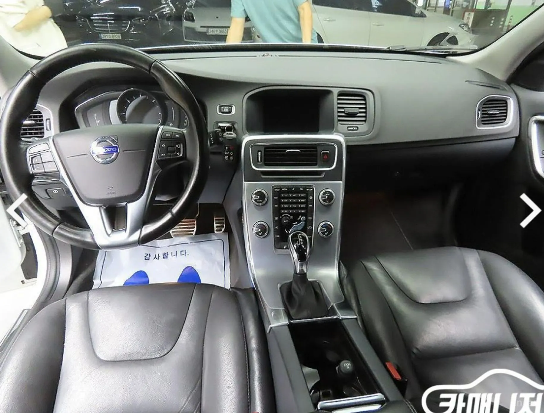 Volvo V60 превью 10