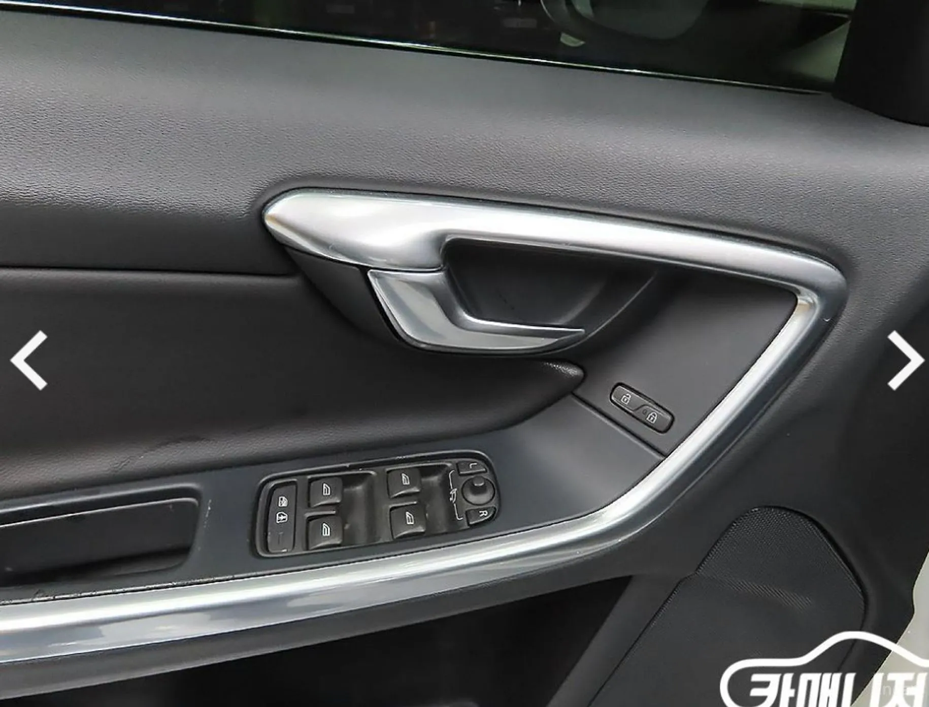 Volvo V60 превью 12