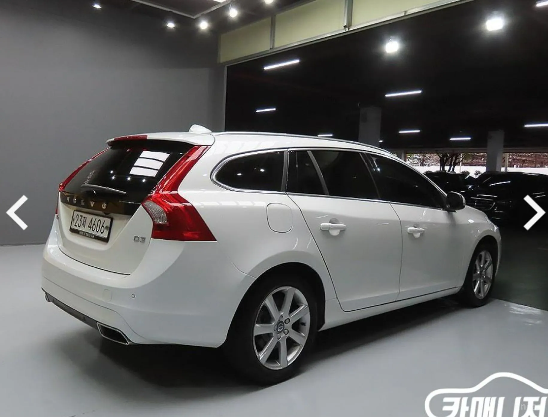 Volvo V60 превью 4