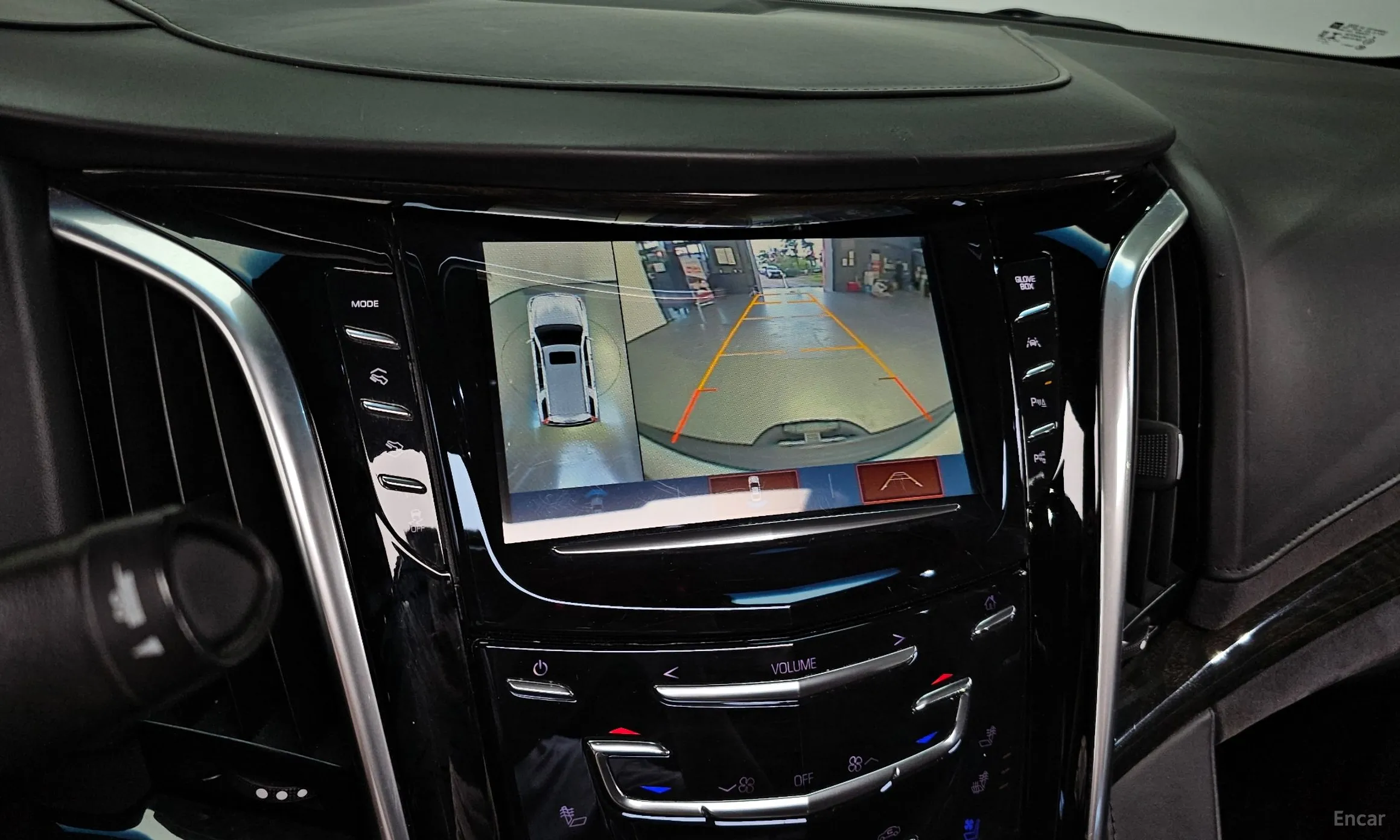 Cadillac Escalade превью 15