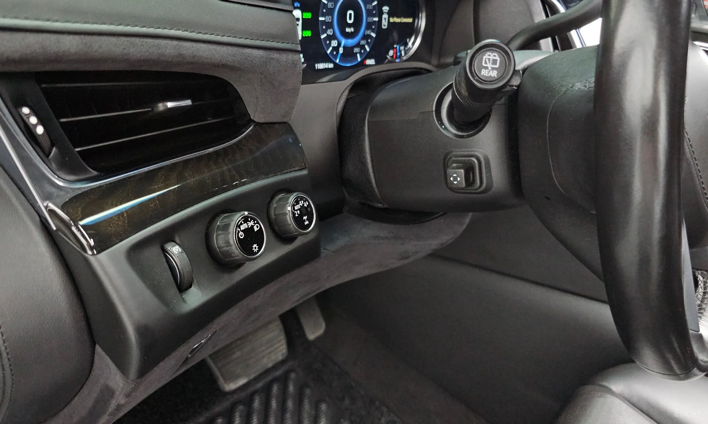 Cadillac Escalade превью 18