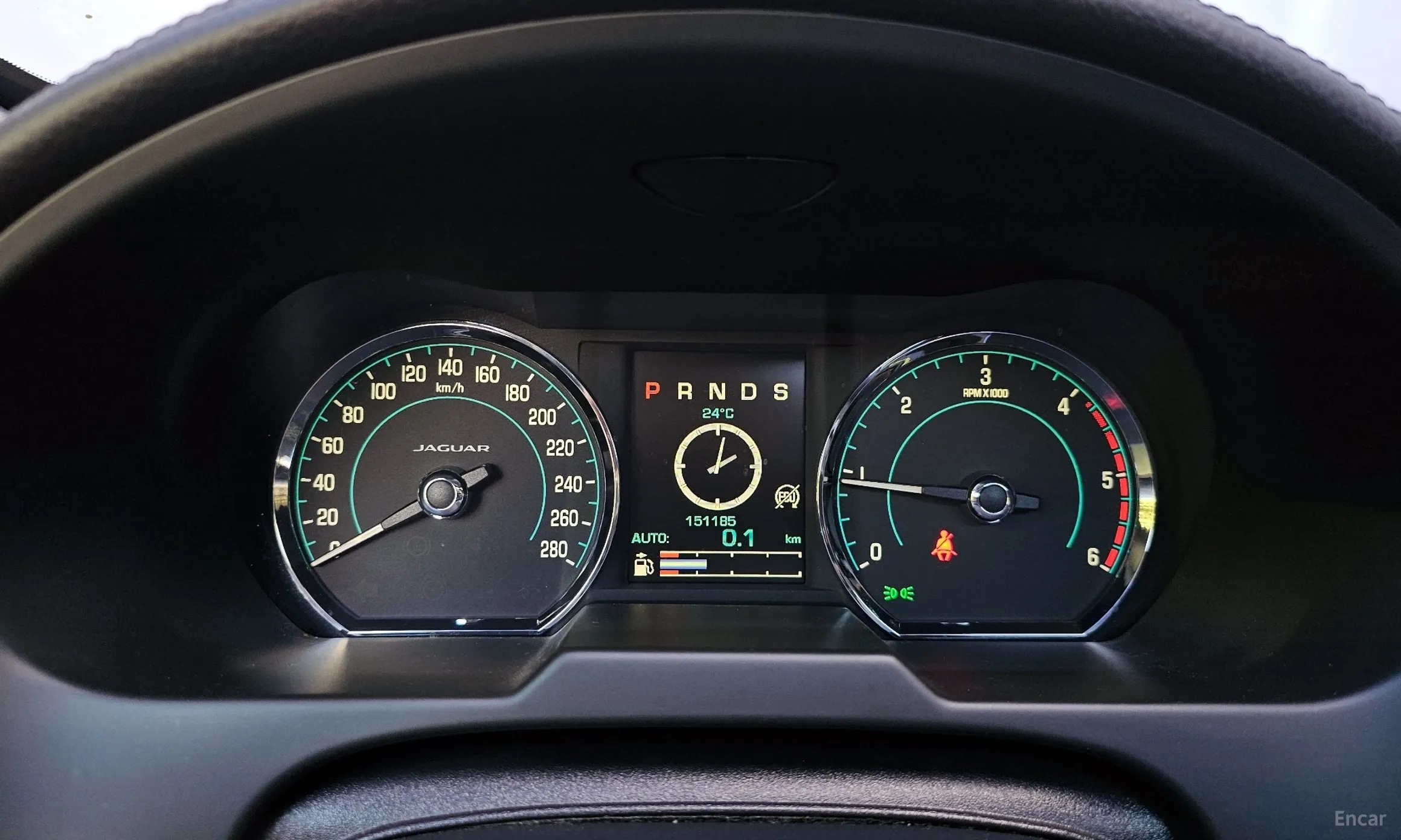 Jaguar New XF превью 8