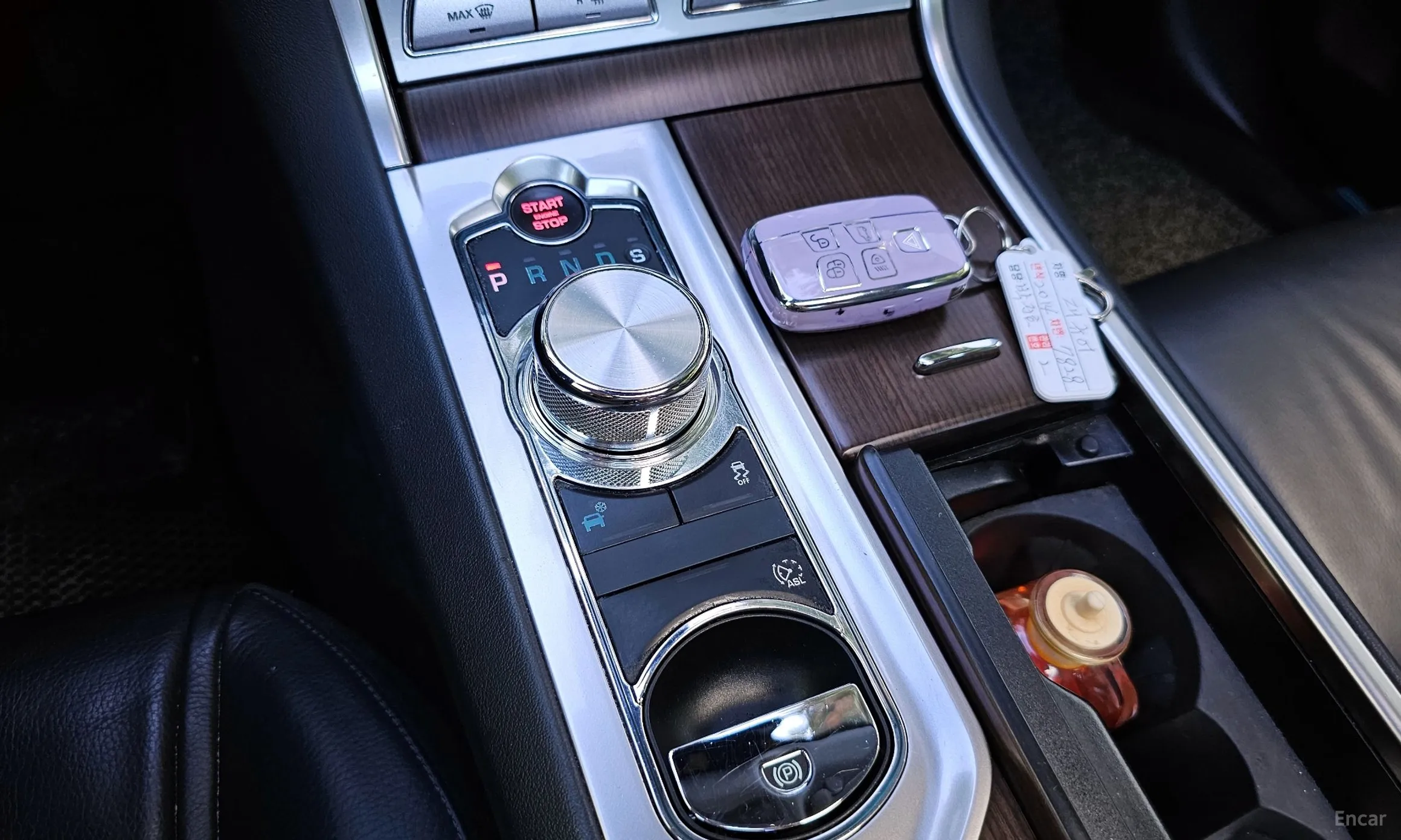 Jaguar New XF превью 9
