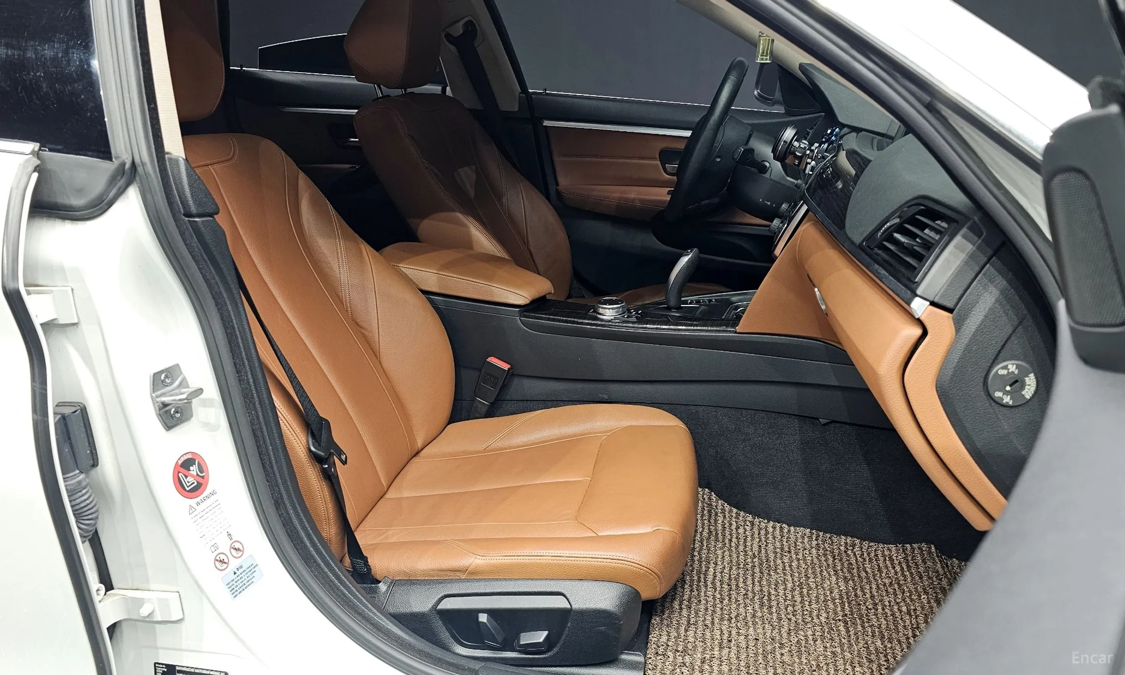 BMW Series 4 (F32) превью 10