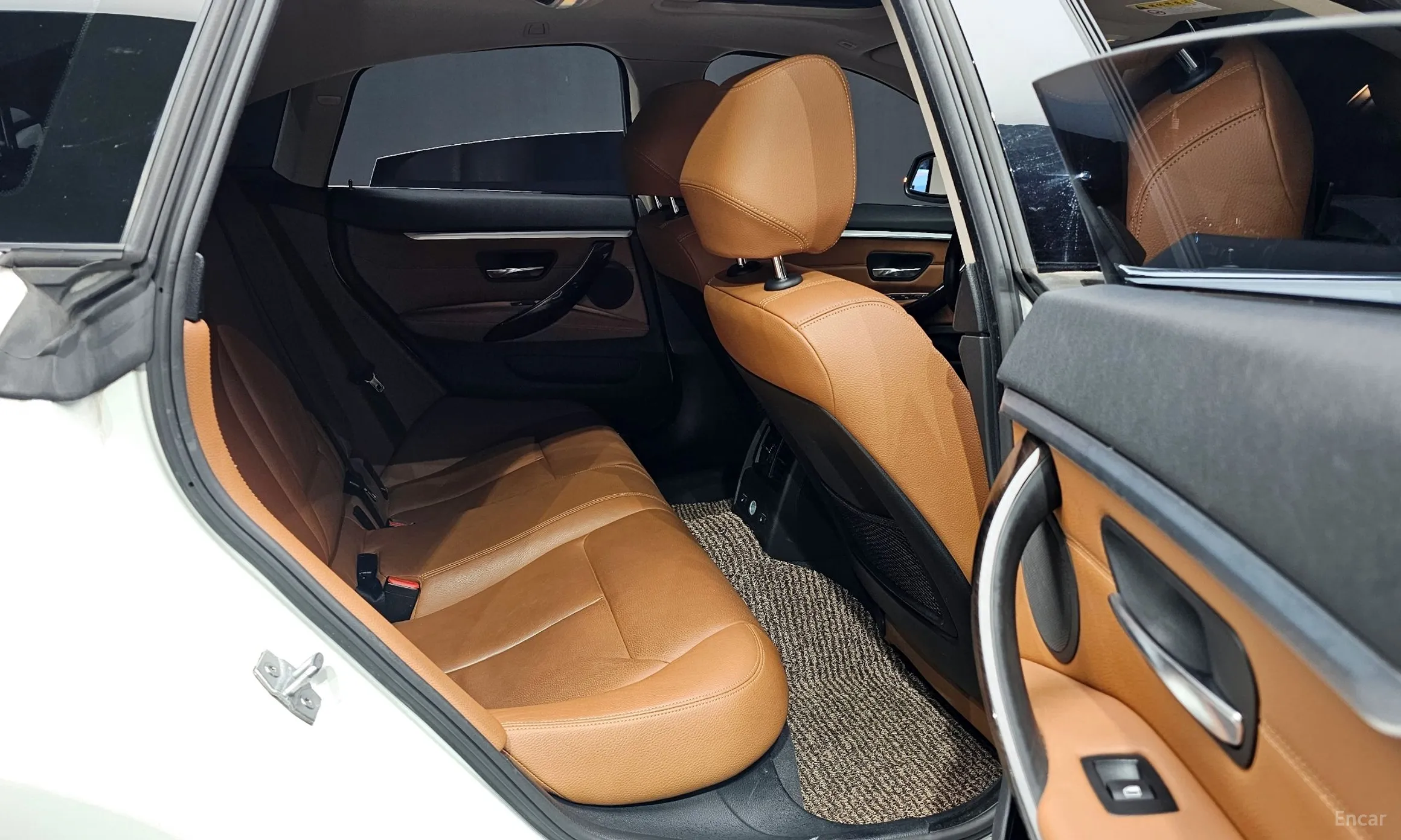 BMW Series 4 (F32) превью 11