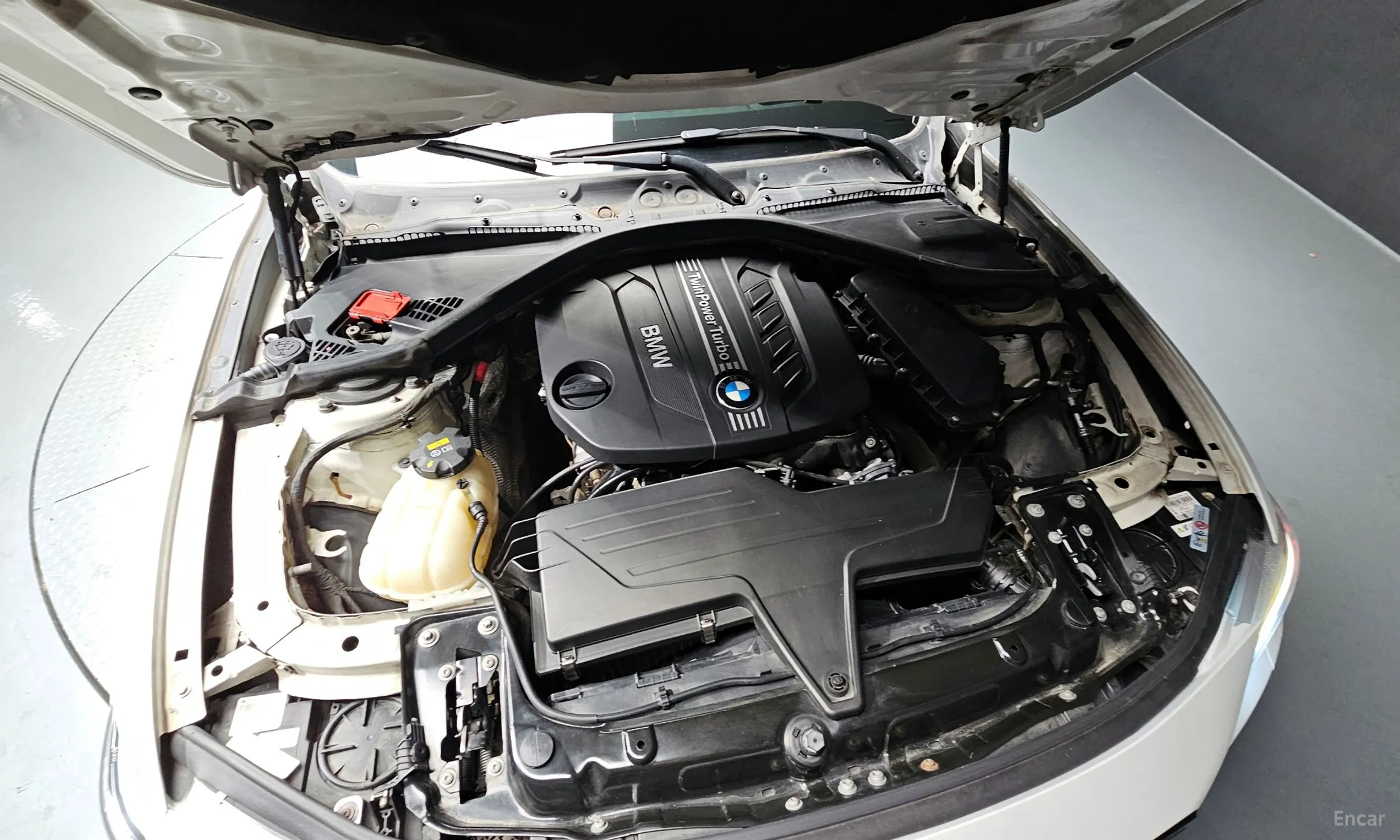 BMW Series 4 (F32) превью 6