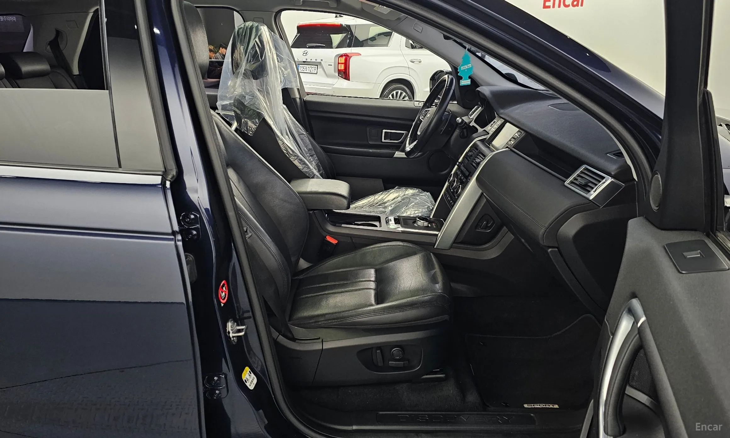 Land Rover Discovery Sports превью 11