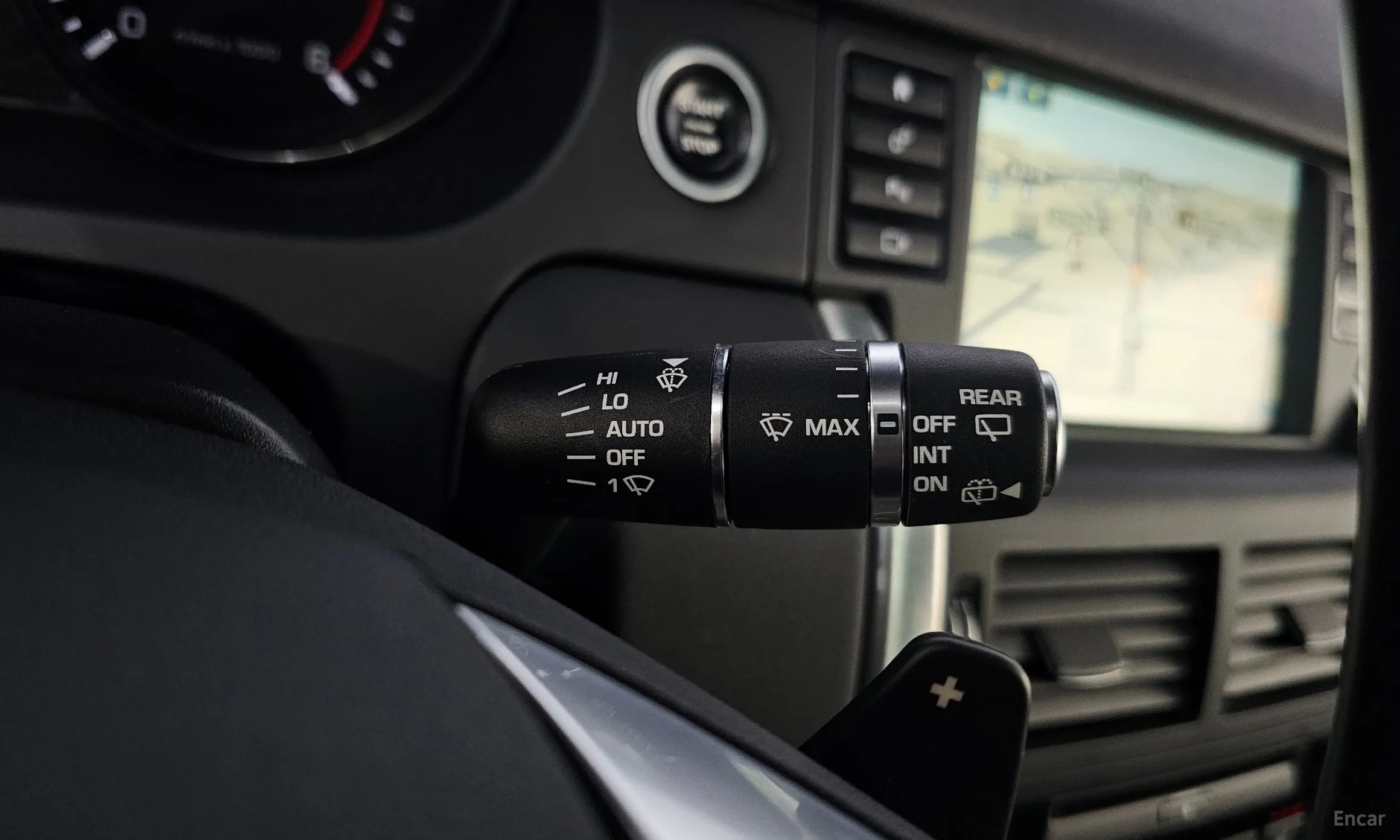 Land Rover Discovery Sports превью 14