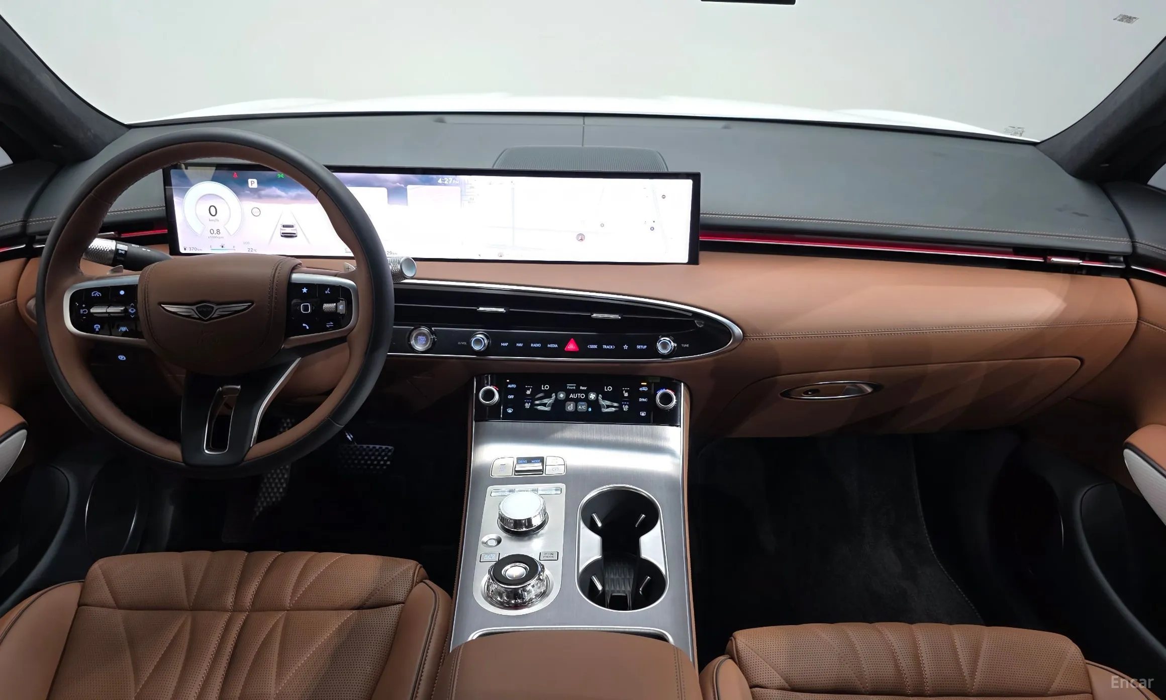 Genesis GV70 превью 7