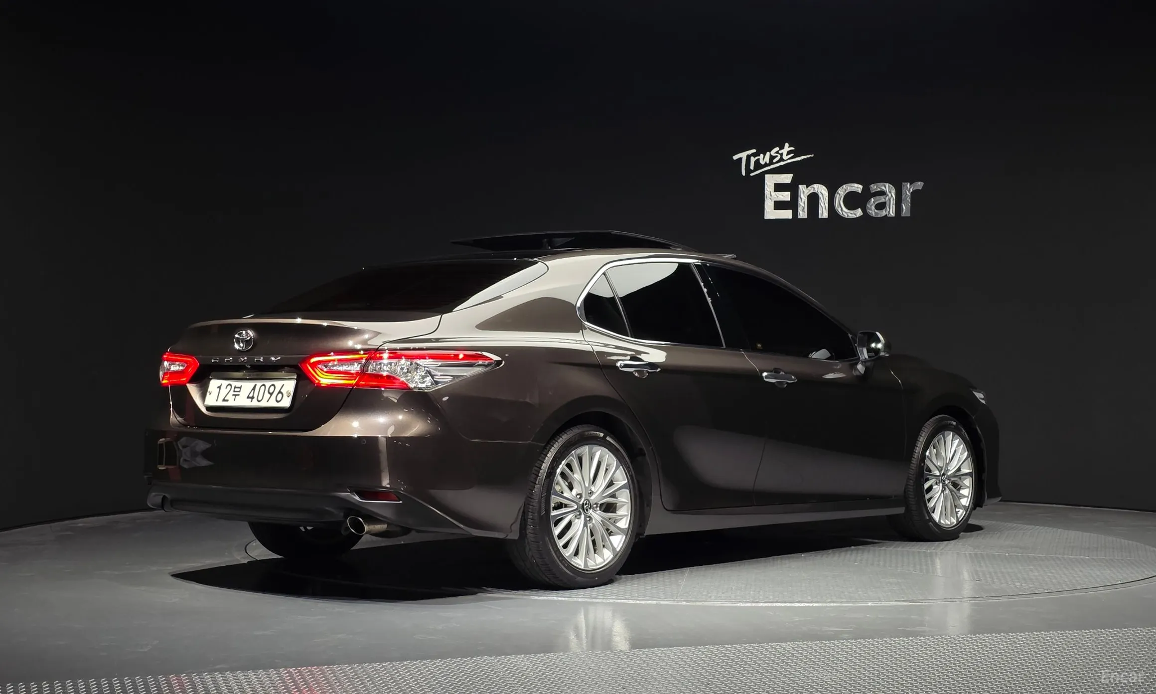 Toyota Camry (XV70)