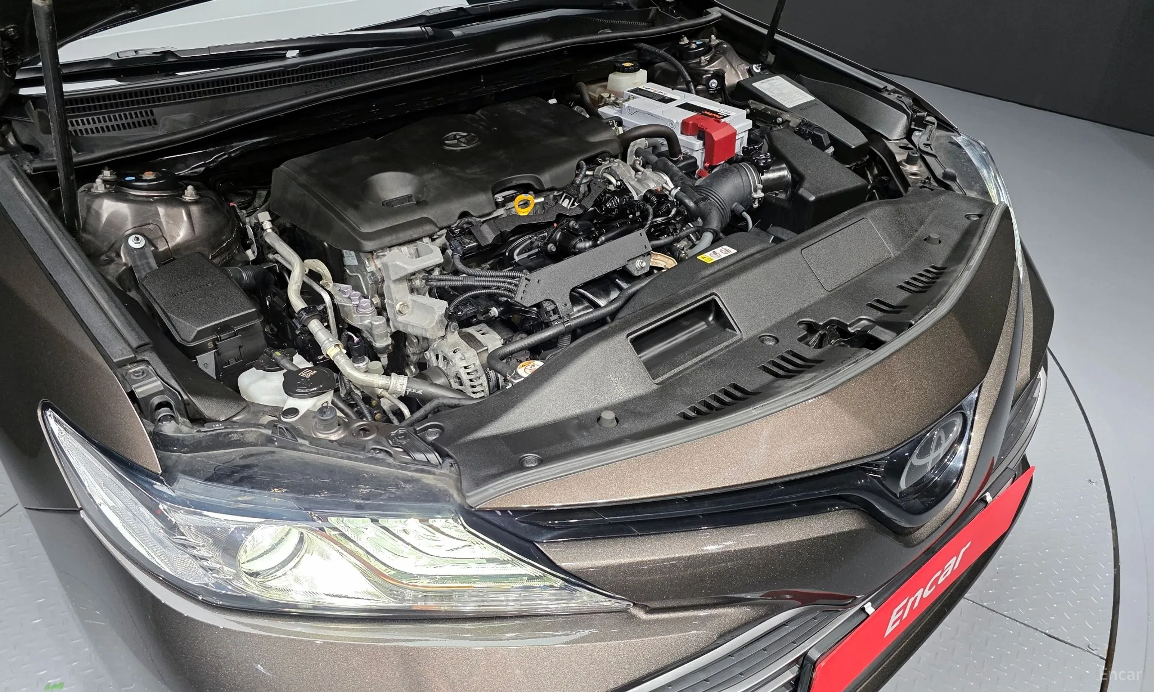 Toyota Camry (XV70) превью 6