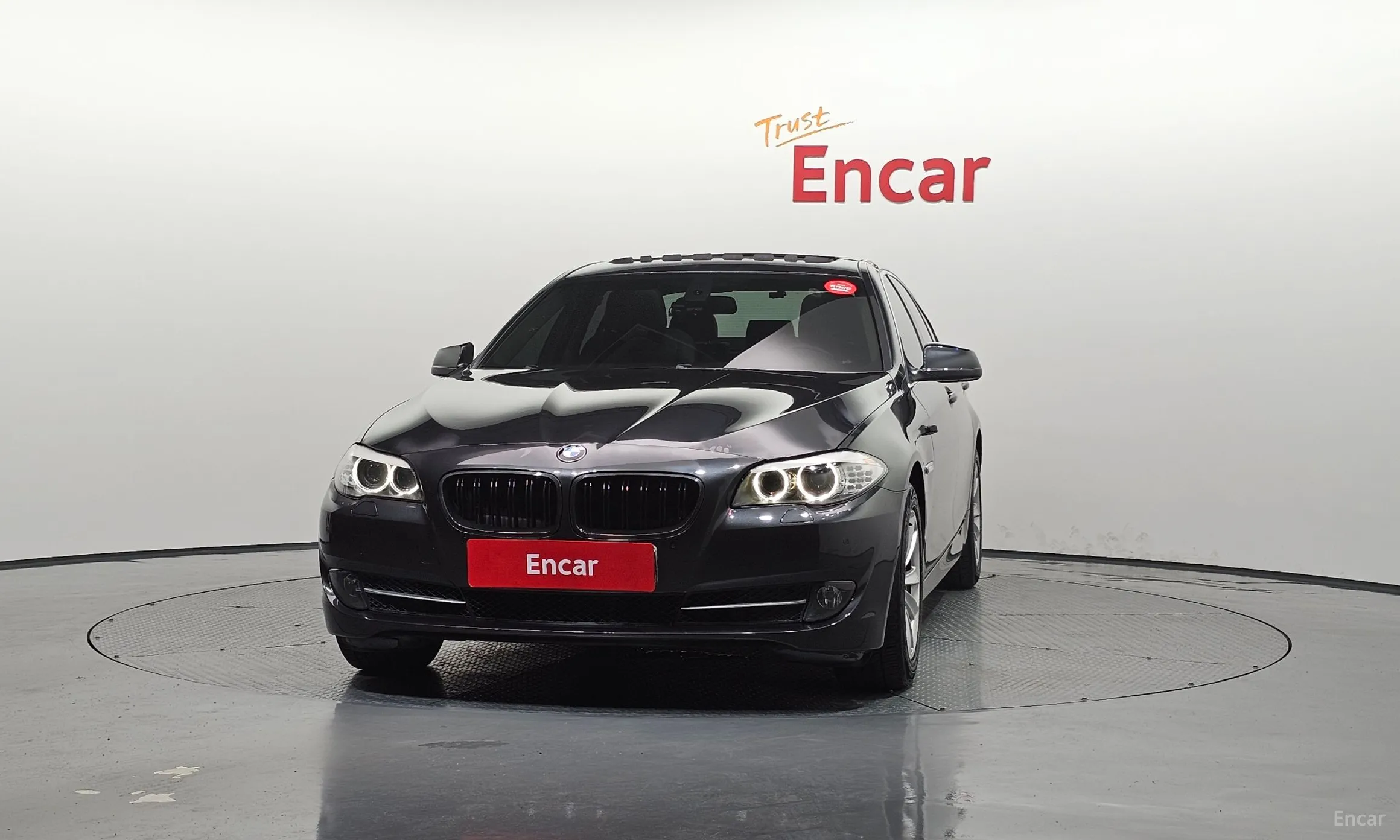 BMW 5 Series (F10) превью 3