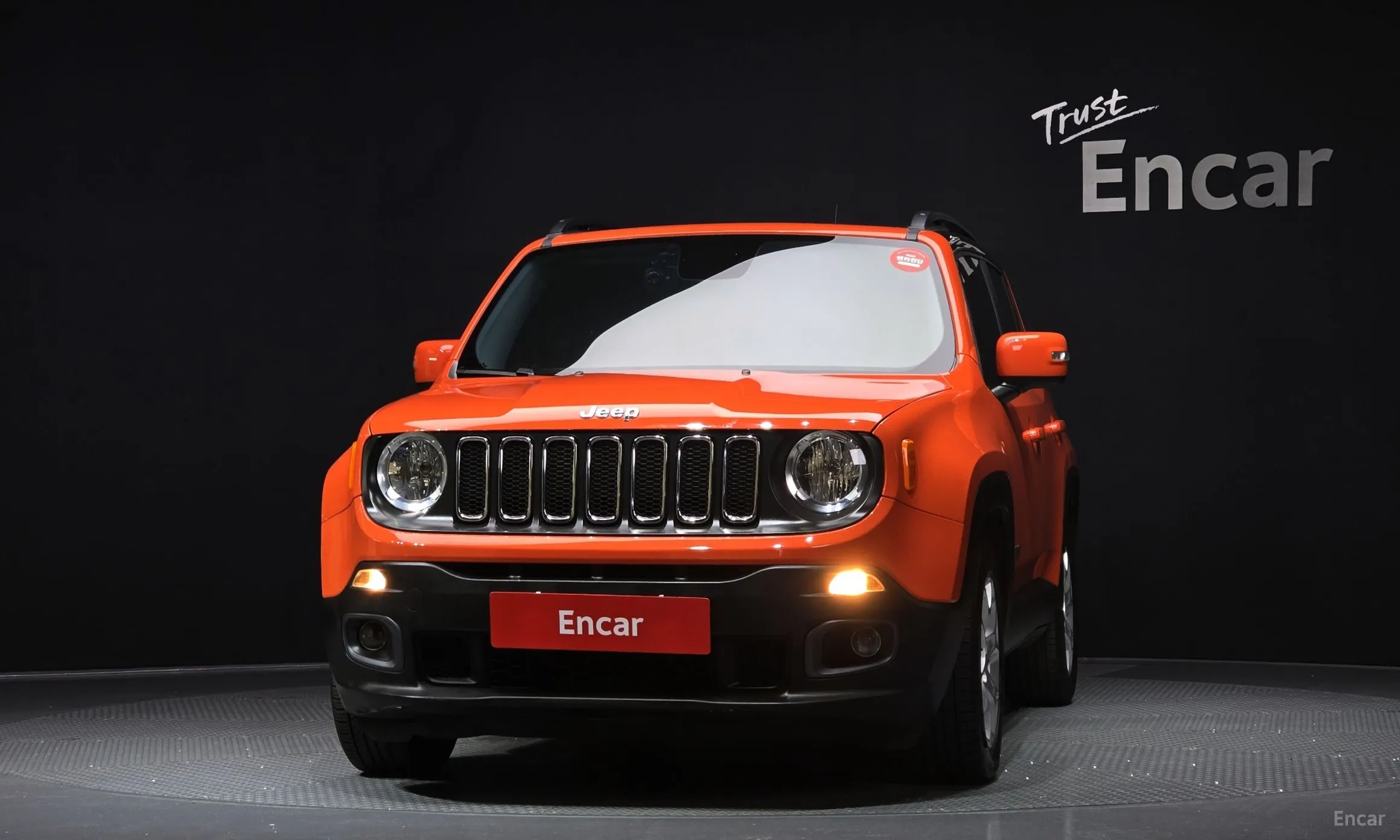 Jeep Renegade превью 3