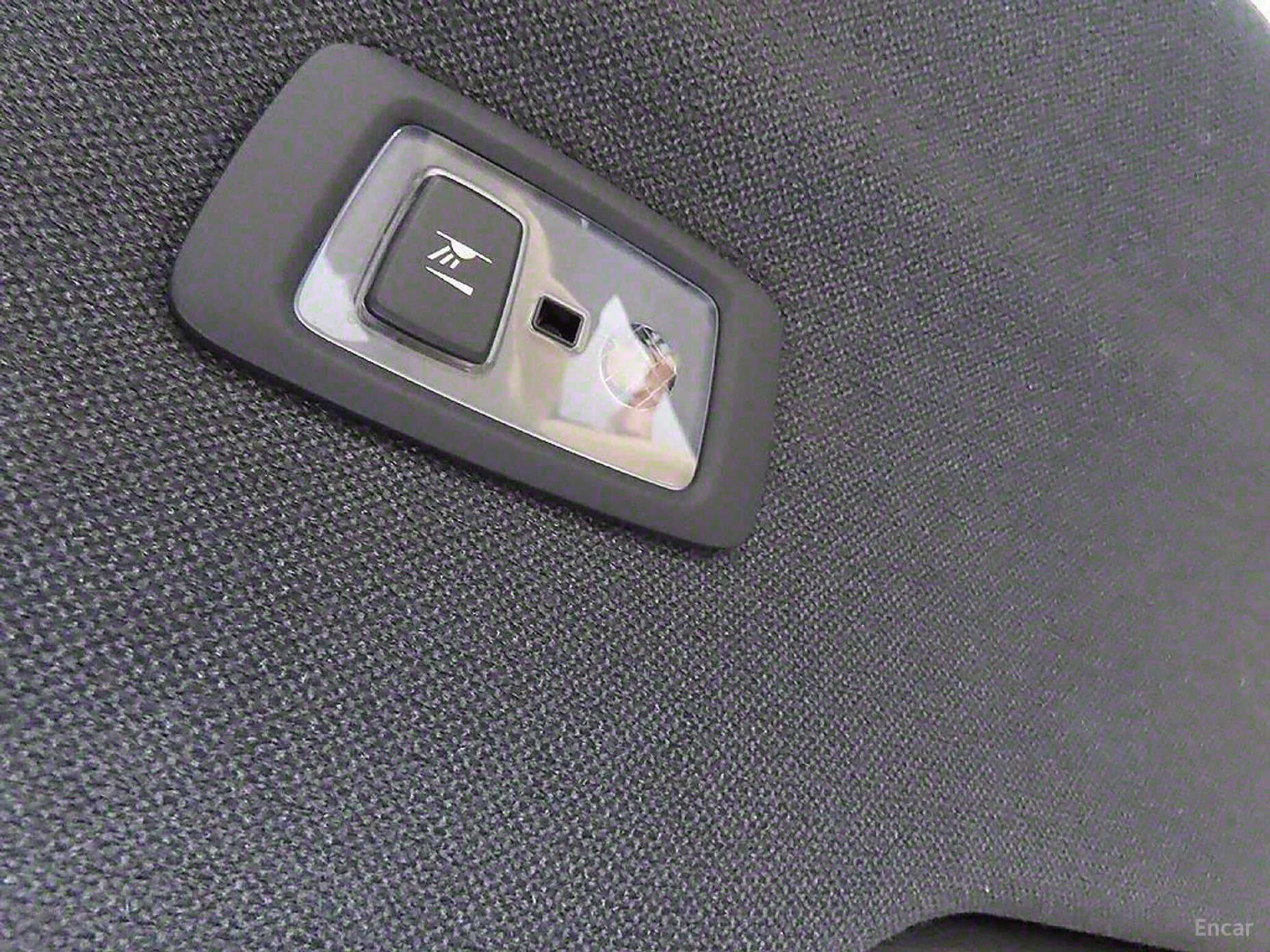 Volvo XC40 превью 17