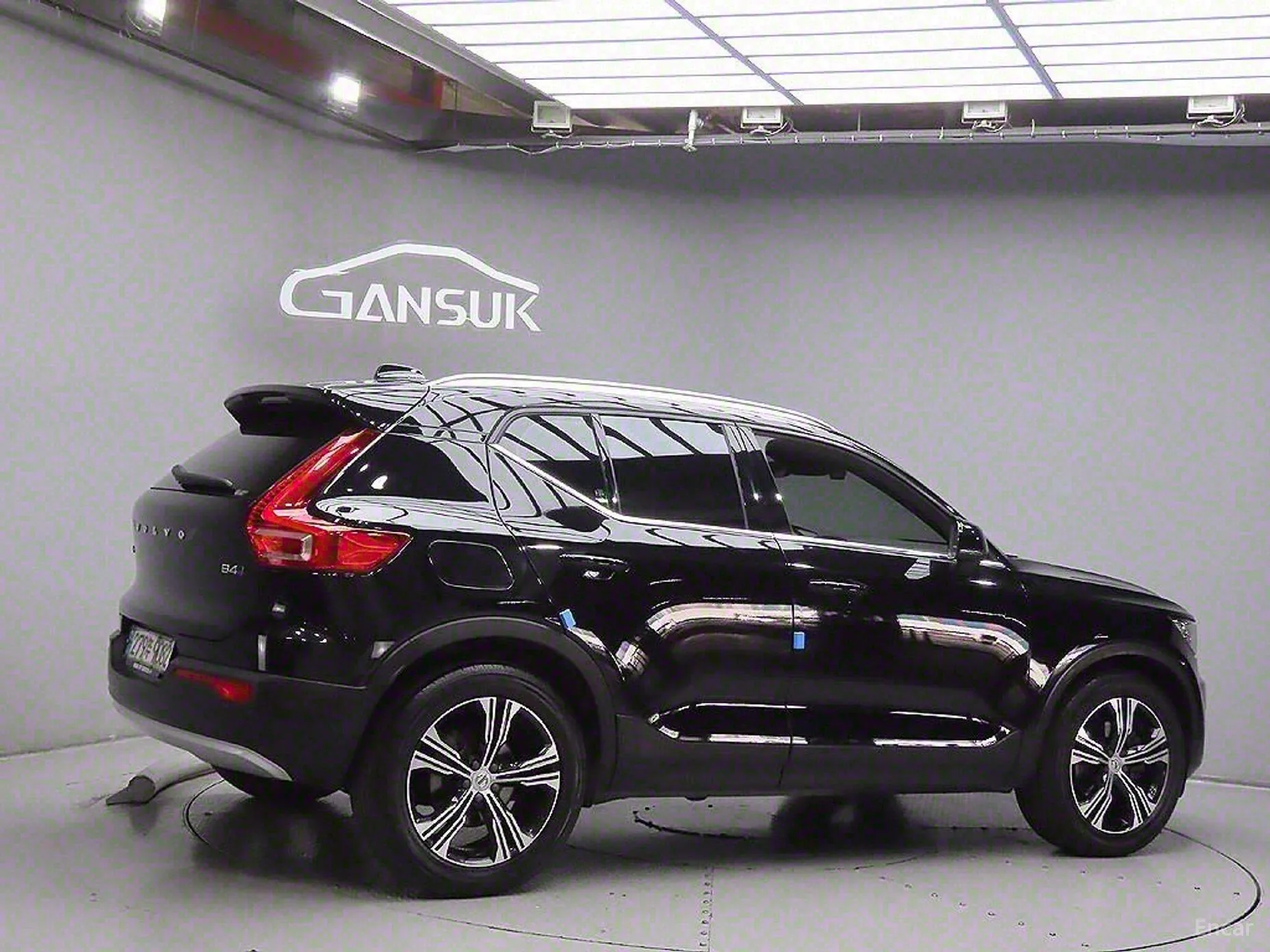 Volvo XC40 превью 4