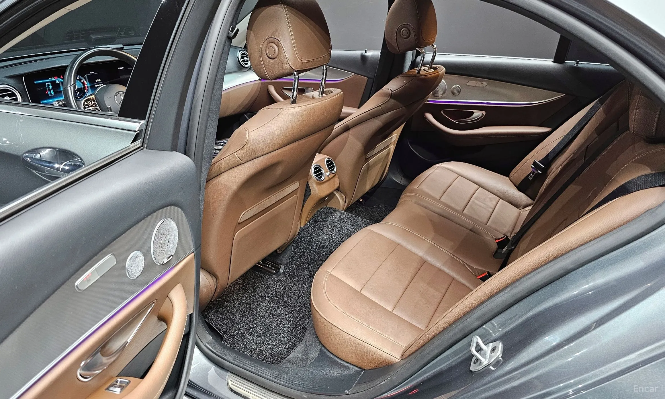 Mercedes Benz E-Class W213 превью 12