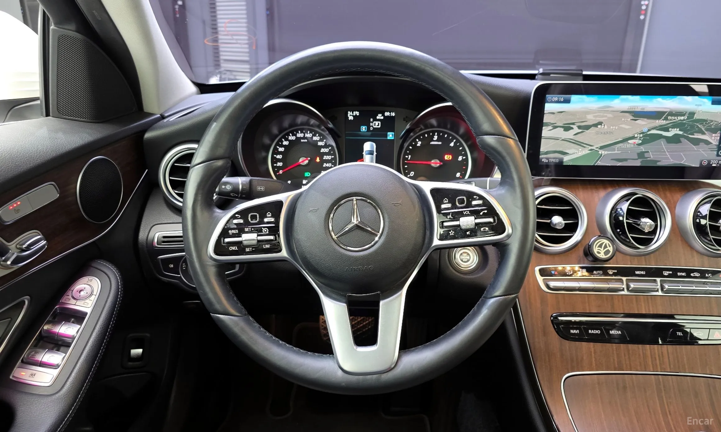 Mercedes Benz C-Class W205 превью 13