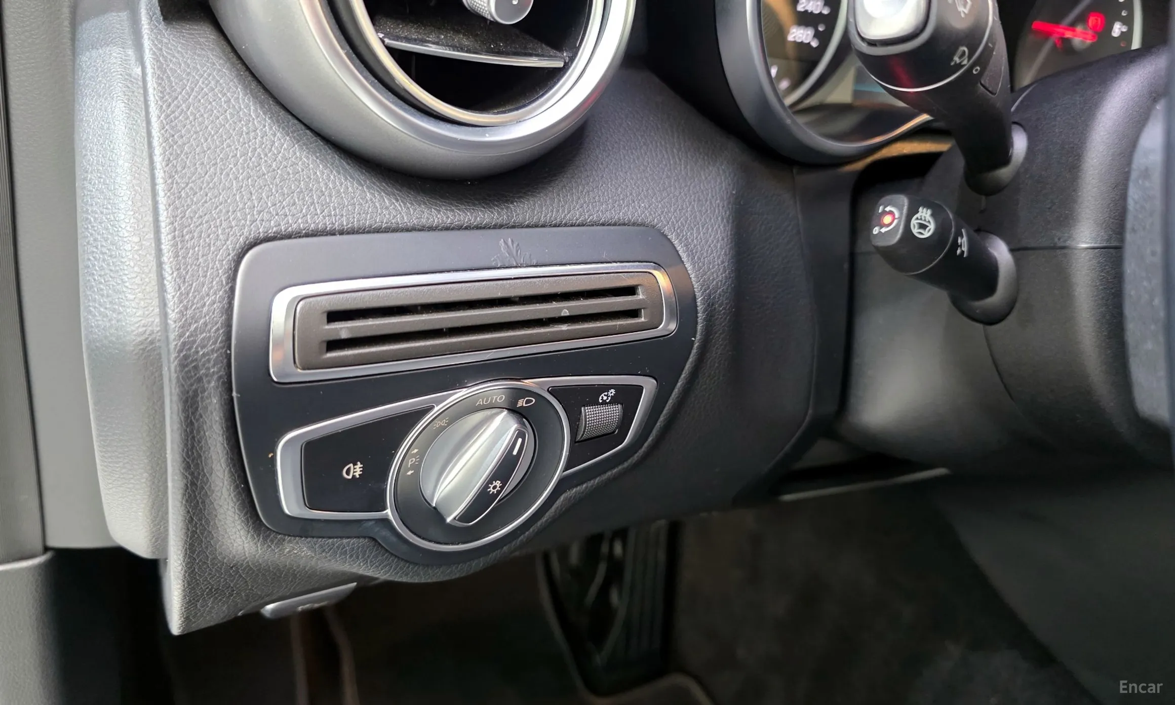 Mercedes Benz C-Class W205 превью 15