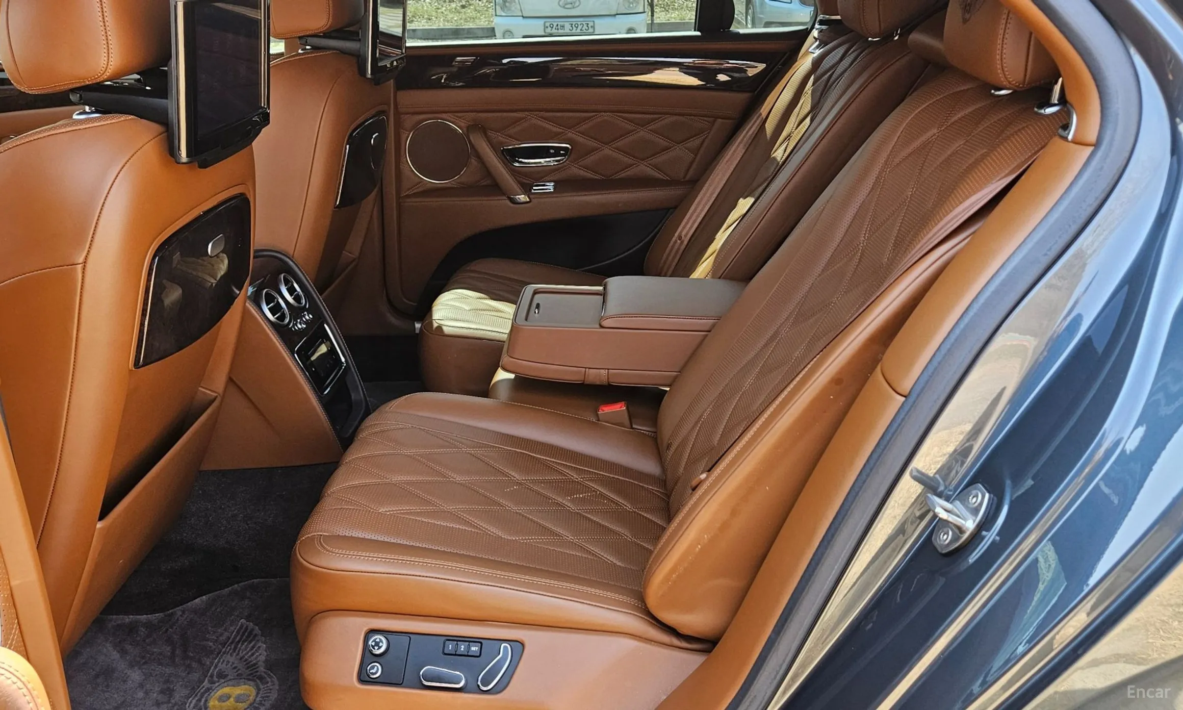 Bentley Flying Spur 2nd Generation превью 12