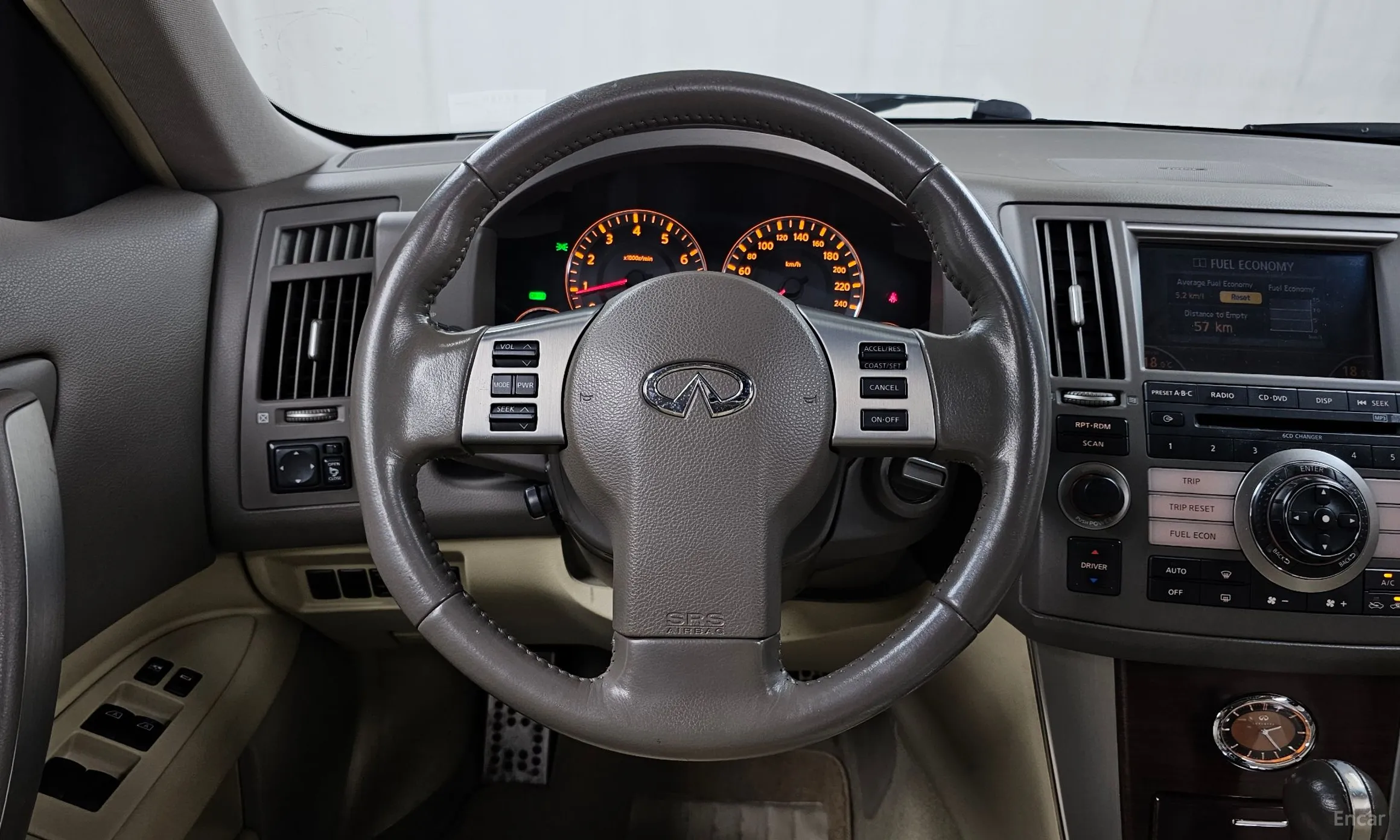 Infiniti FX45 превью 14