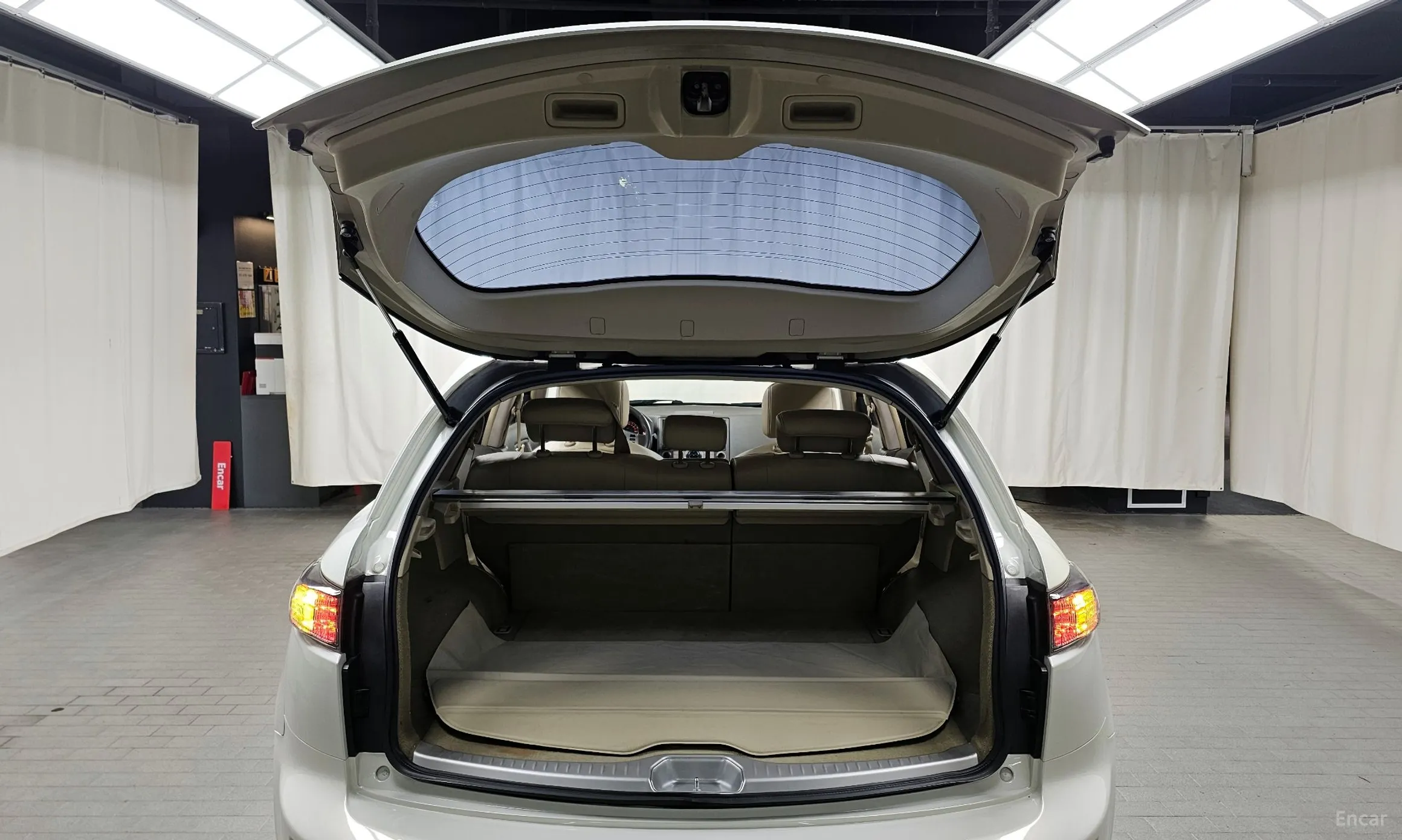 Infiniti FX45 превью 20