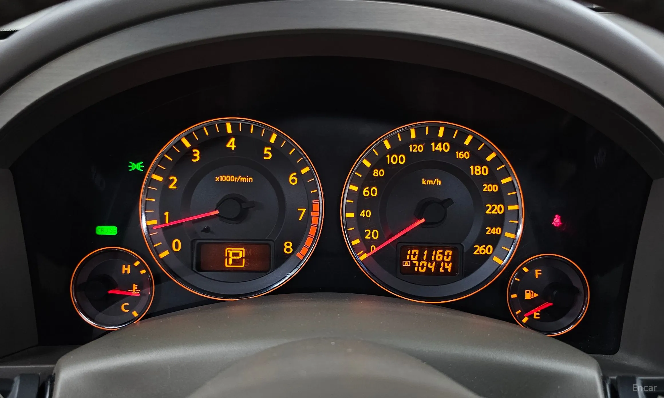 Infiniti FX45 превью 8