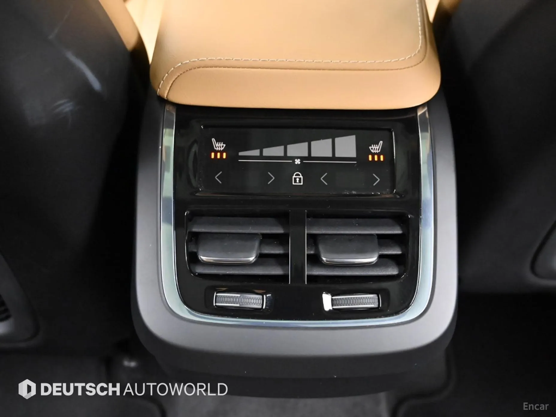 Volvo XC60 Gen 2 превью 16