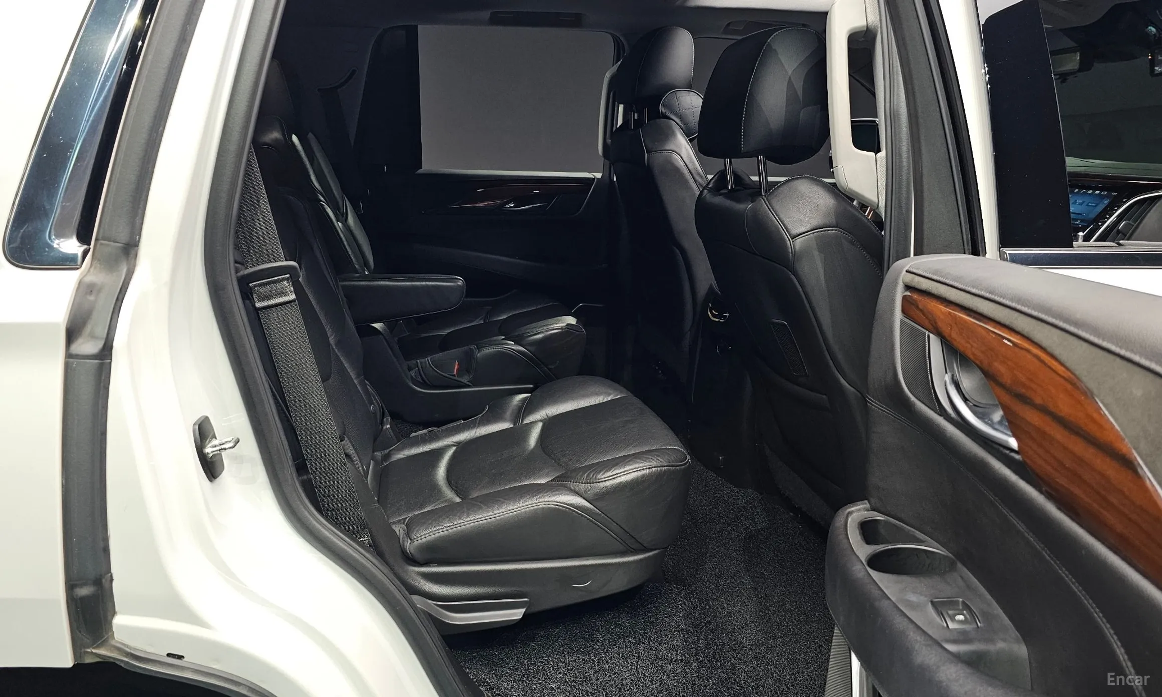 Cadillac Escalade превью 11