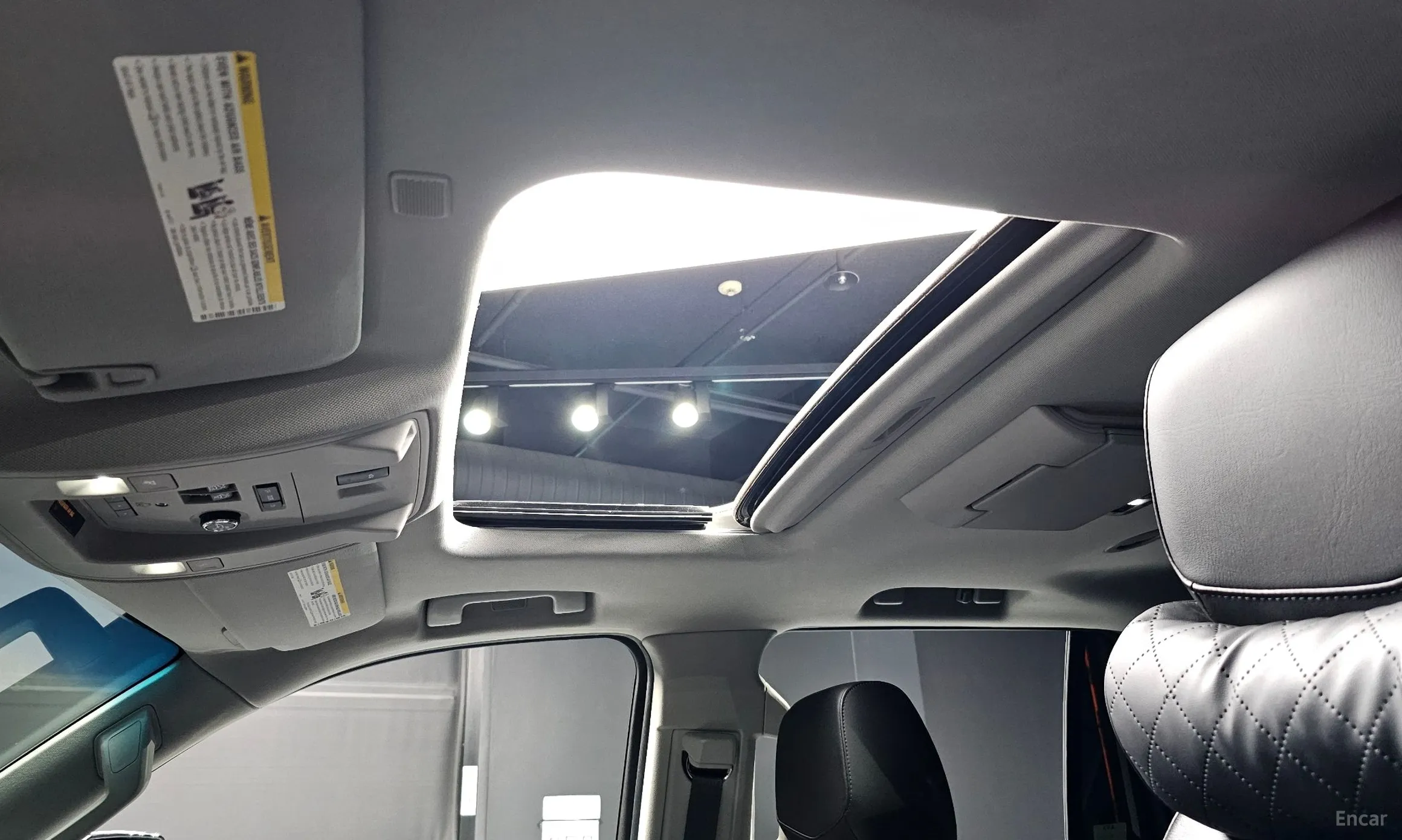 Cadillac Escalade превью 16
