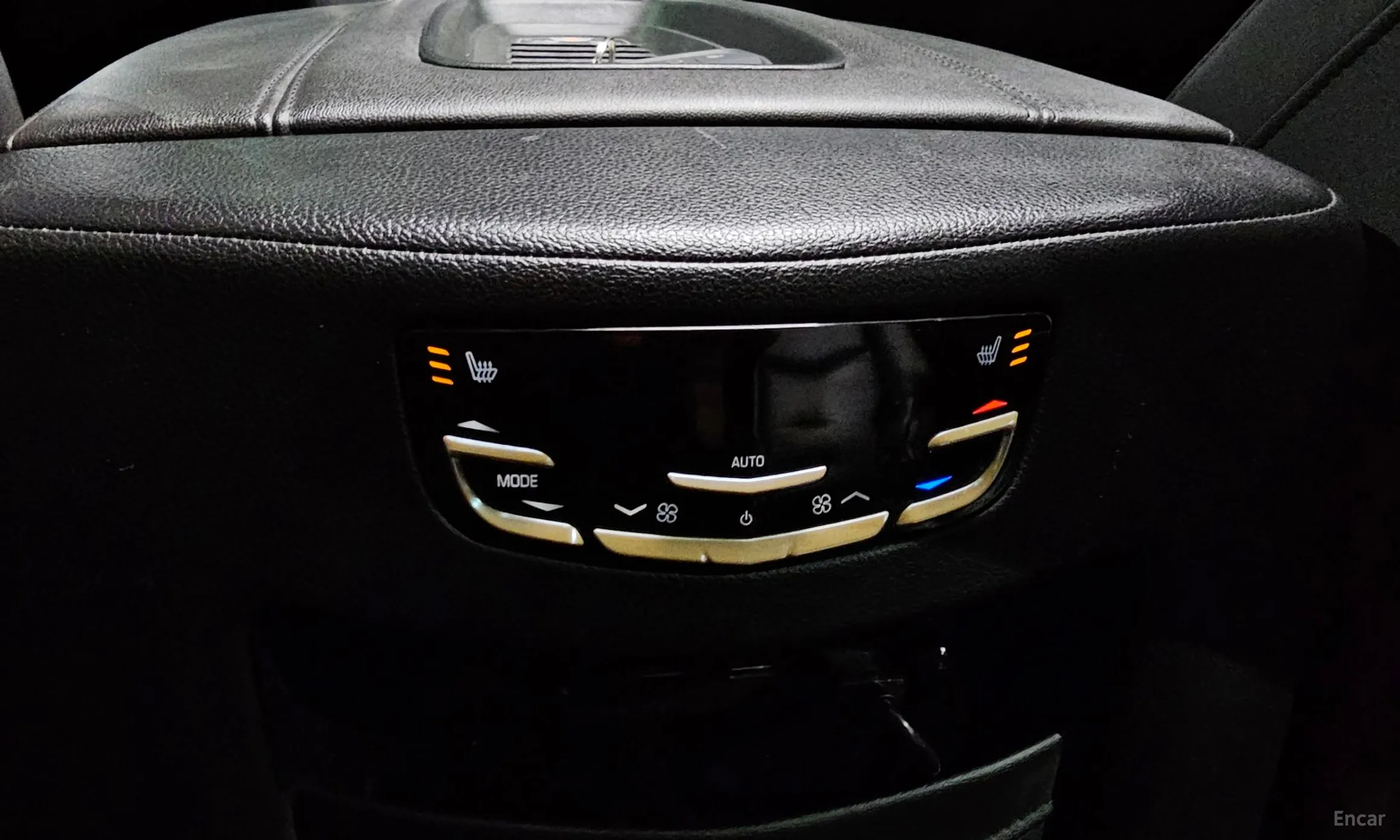 Cadillac Escalade превью 19