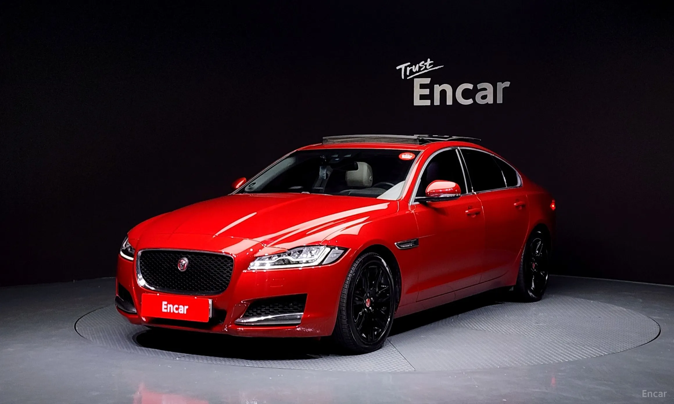 Jaguar XF (x260)