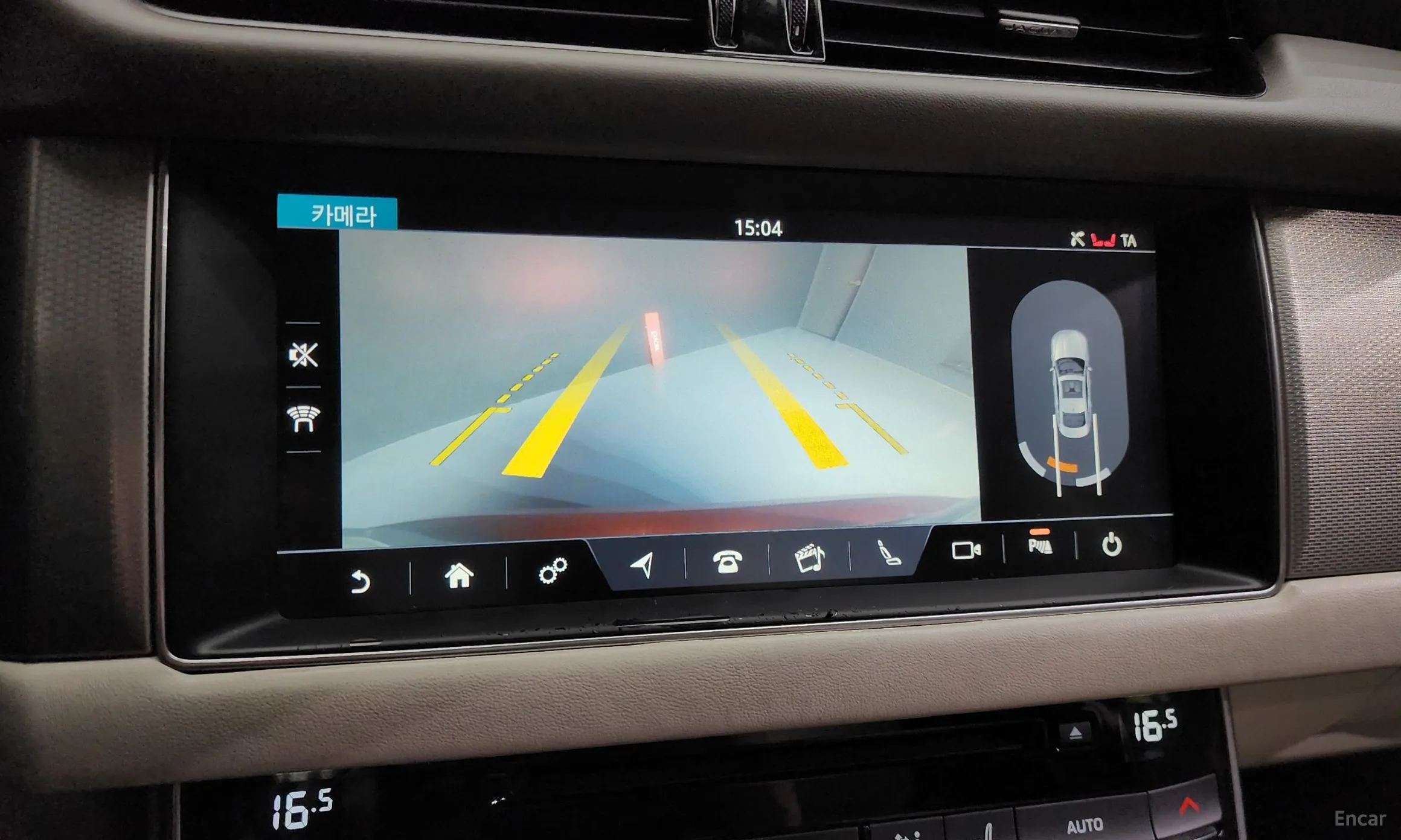 Jaguar XF (x260) превью 14