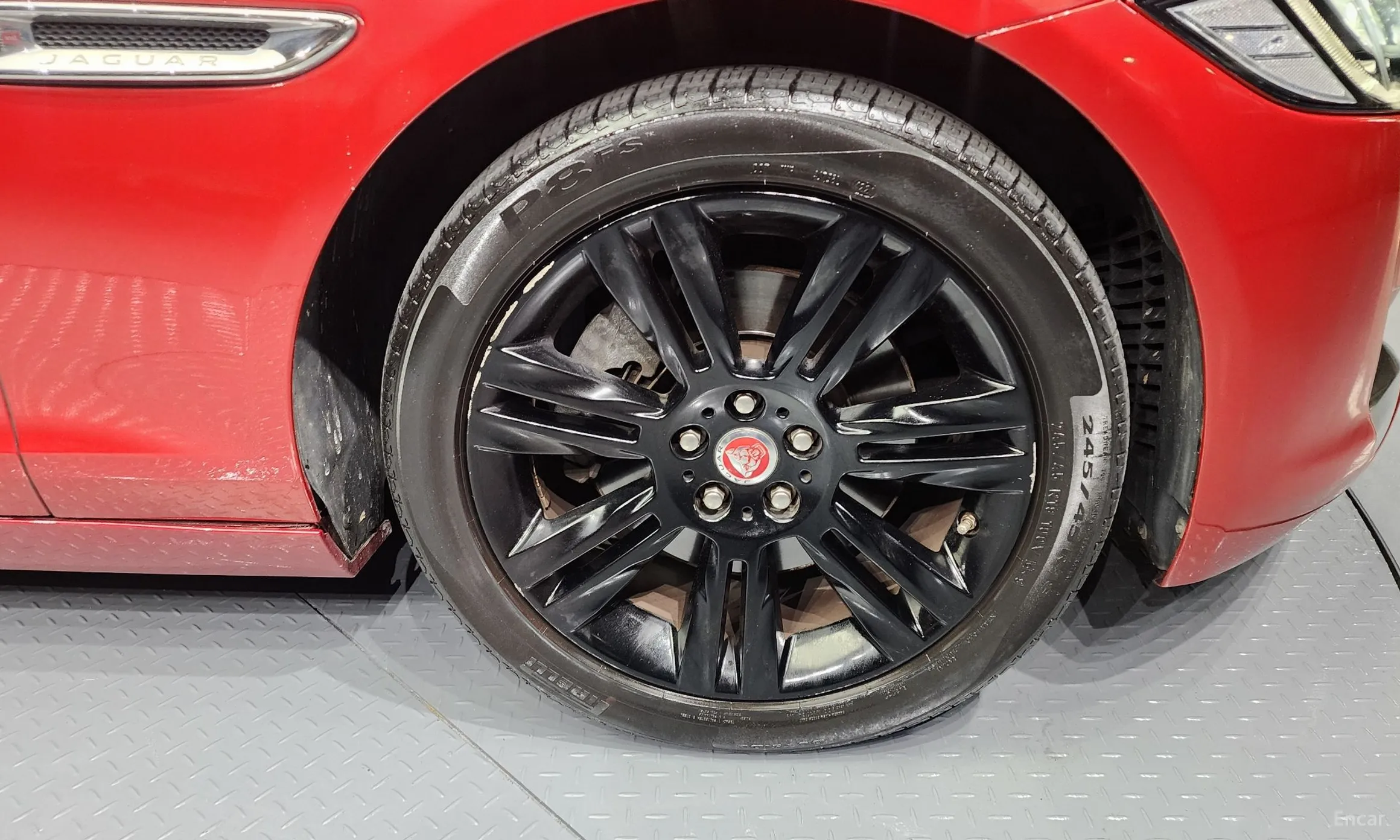 Jaguar XF (x260) превью 5
